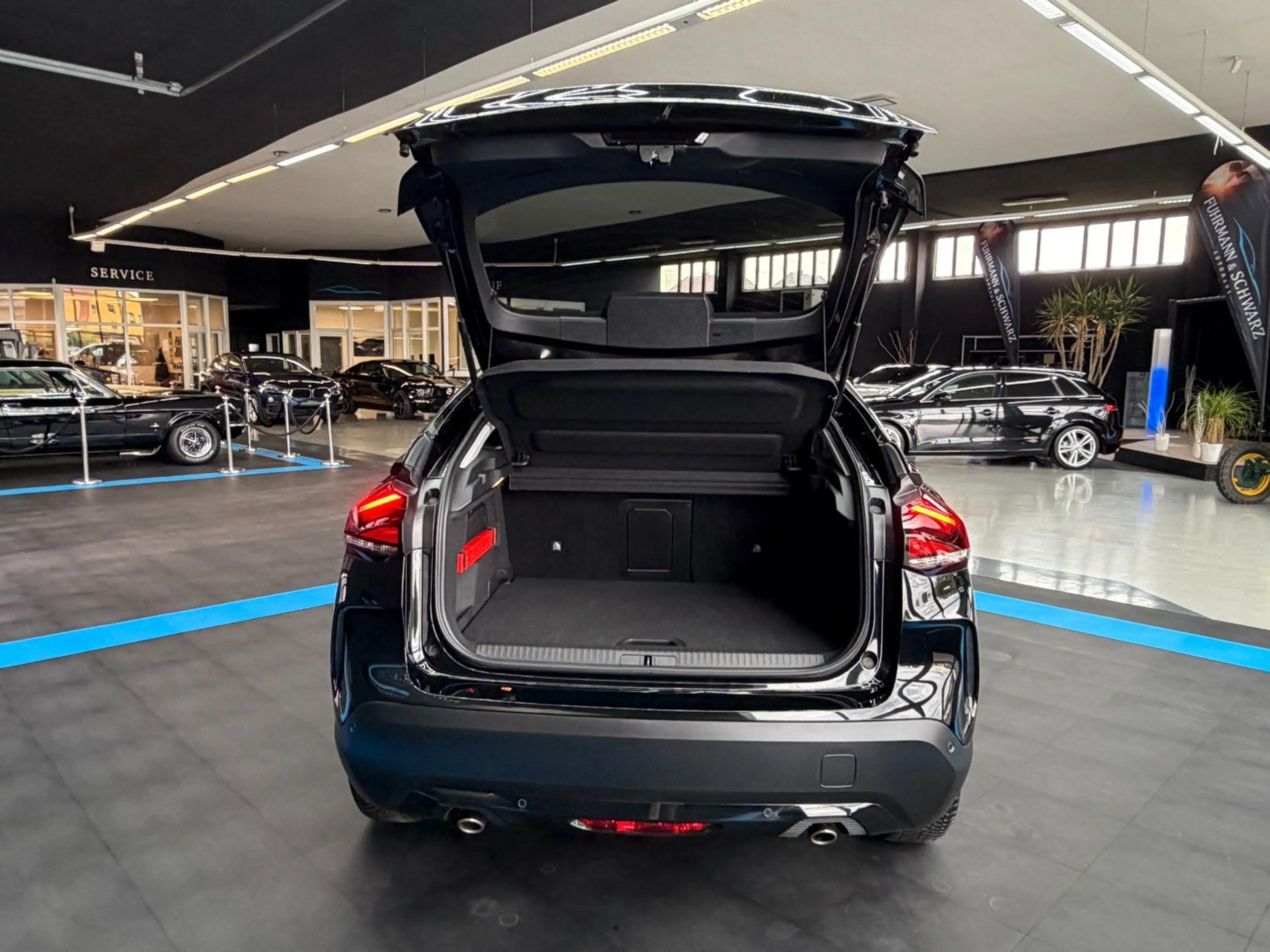 Citroen C4 Lim. Max+360° Kamera+HeadUp+Alcantara+Sitzh. — photo 10