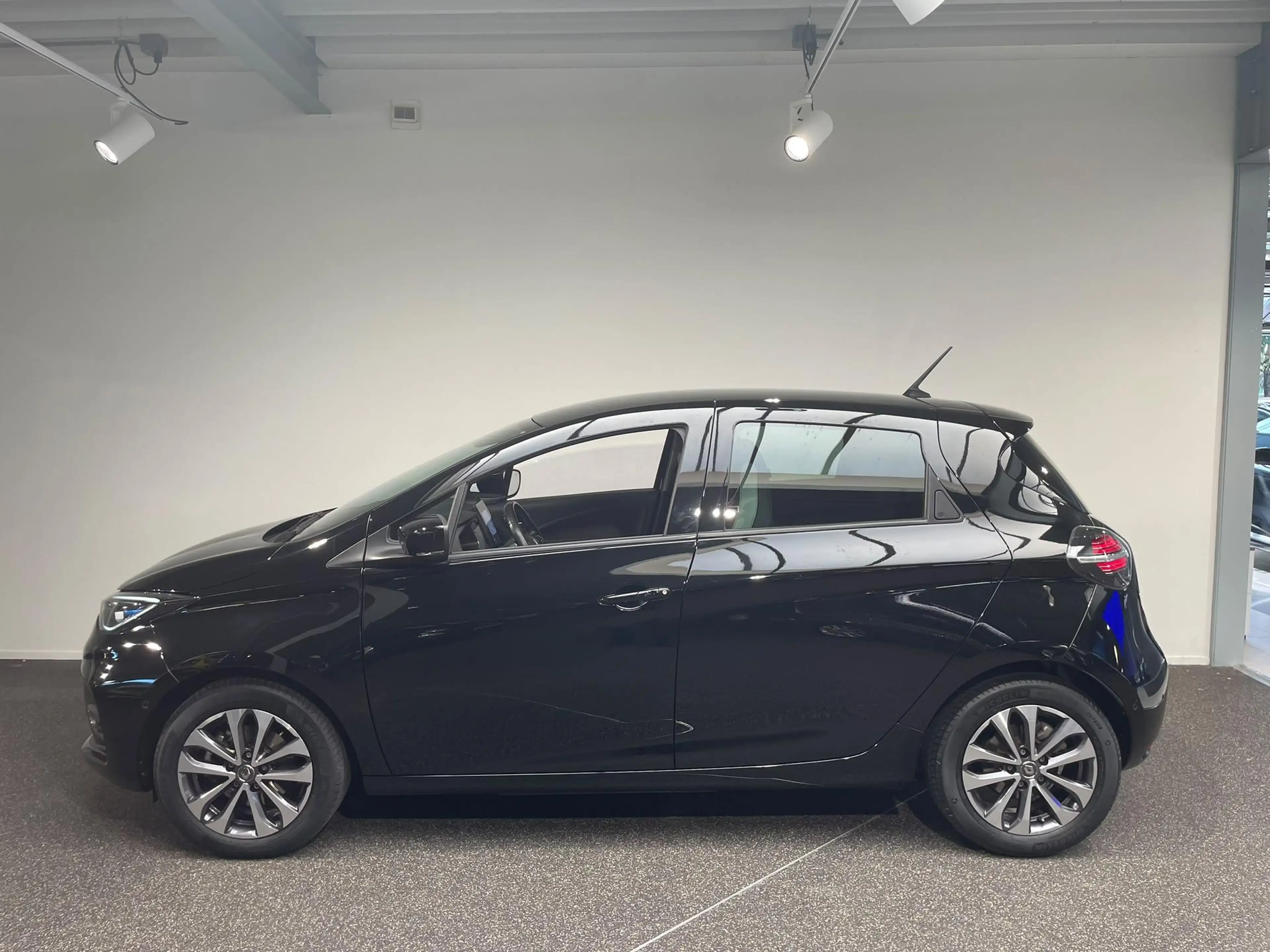 Renault ZOE R135 Intens 52 kWh | Navigatie | Camera | Blind sp — photo 13