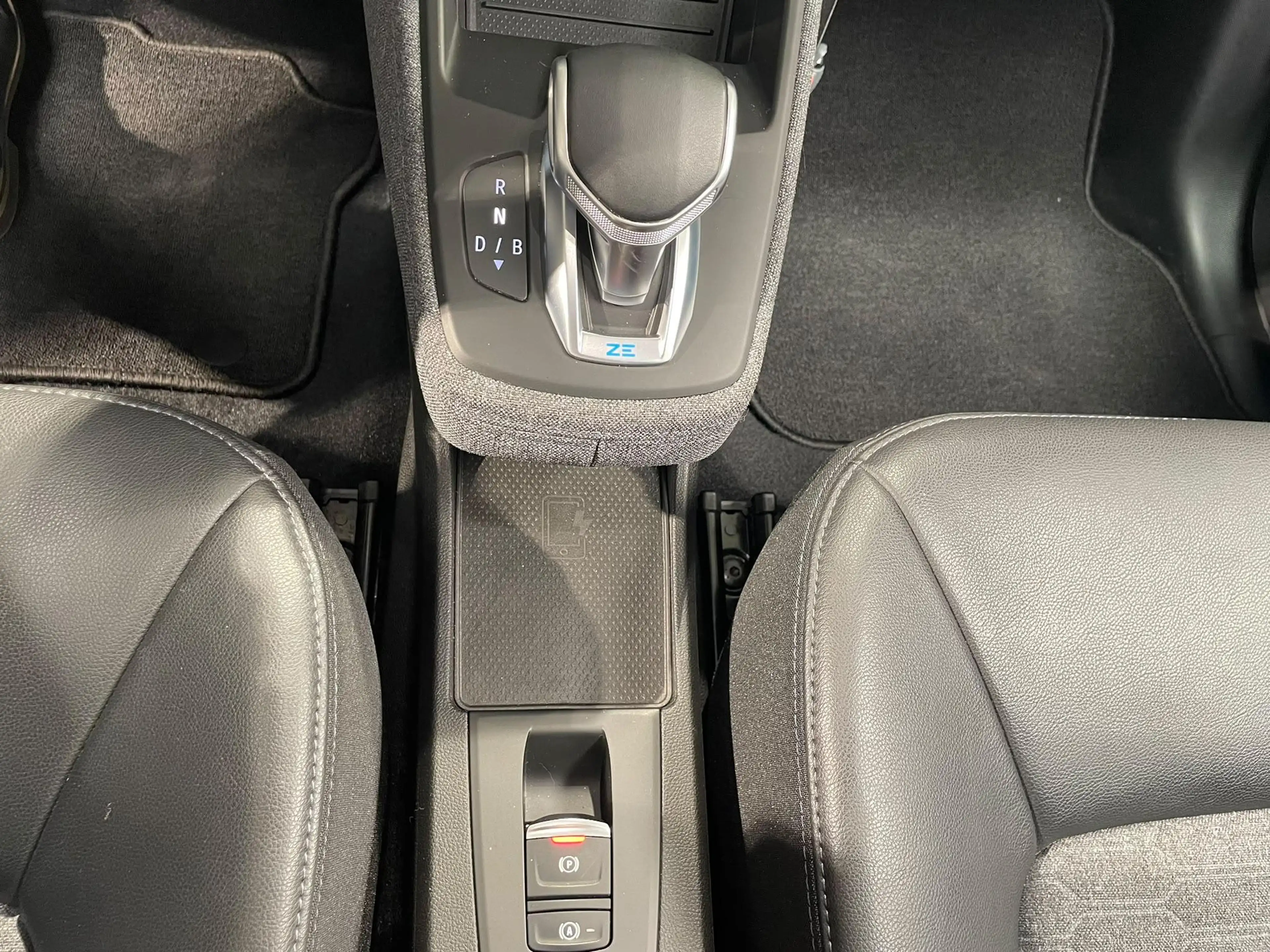 Renault ZOE R135 Intens 52 kWh | Navigatie | Camera | Blind sp — photo 18