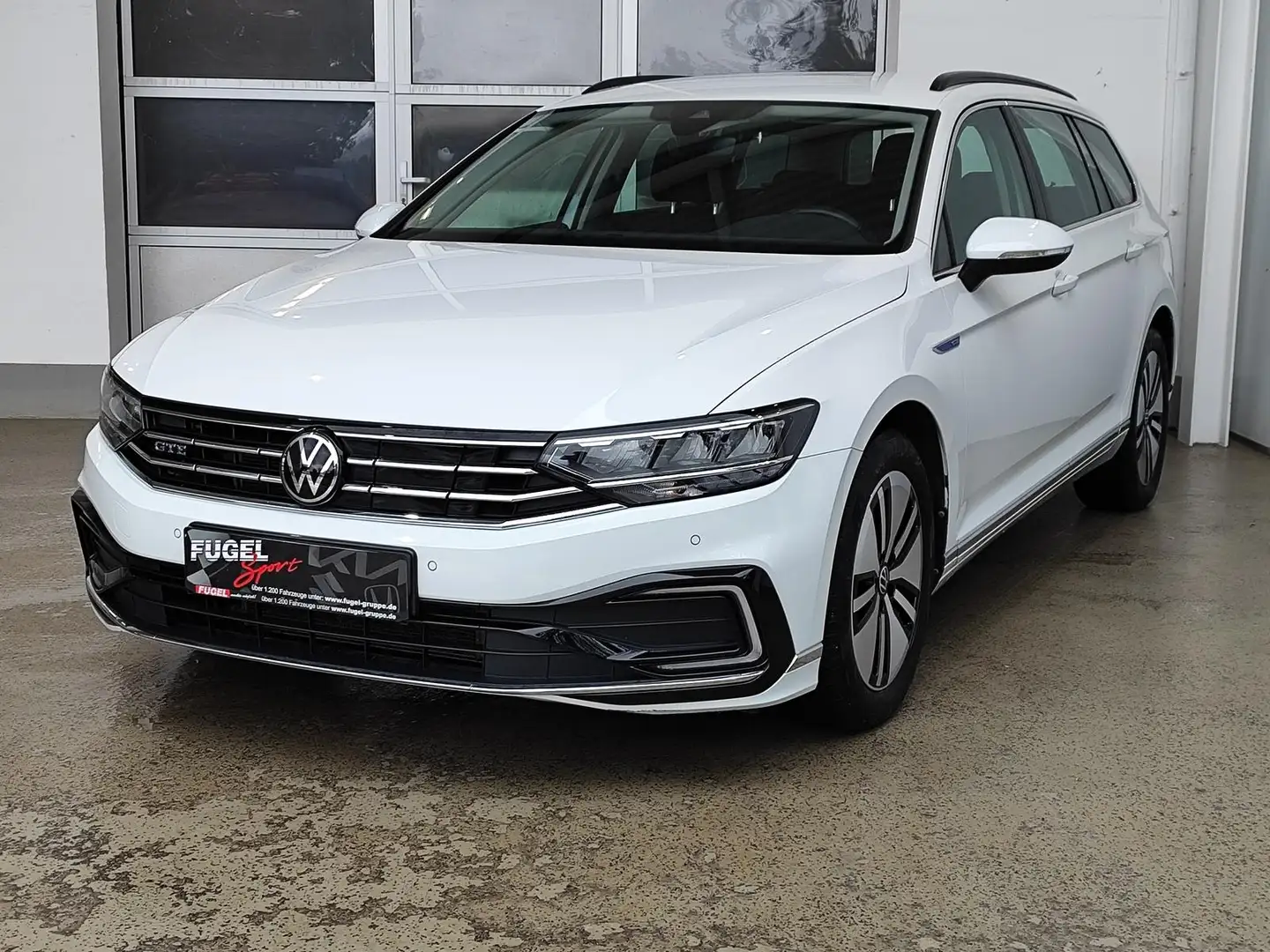 Volkswagen Passat Variant 1.4 TSI DSG GTE ACC|RFK|Navi|LED|Massage Weiß - 2