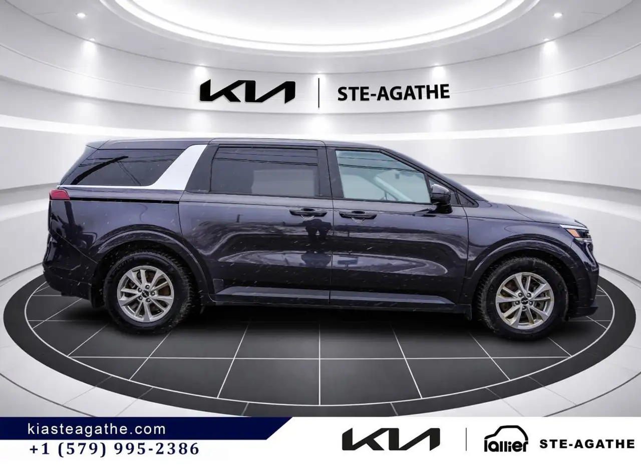 Kia Carnival снимка Kia Carnival