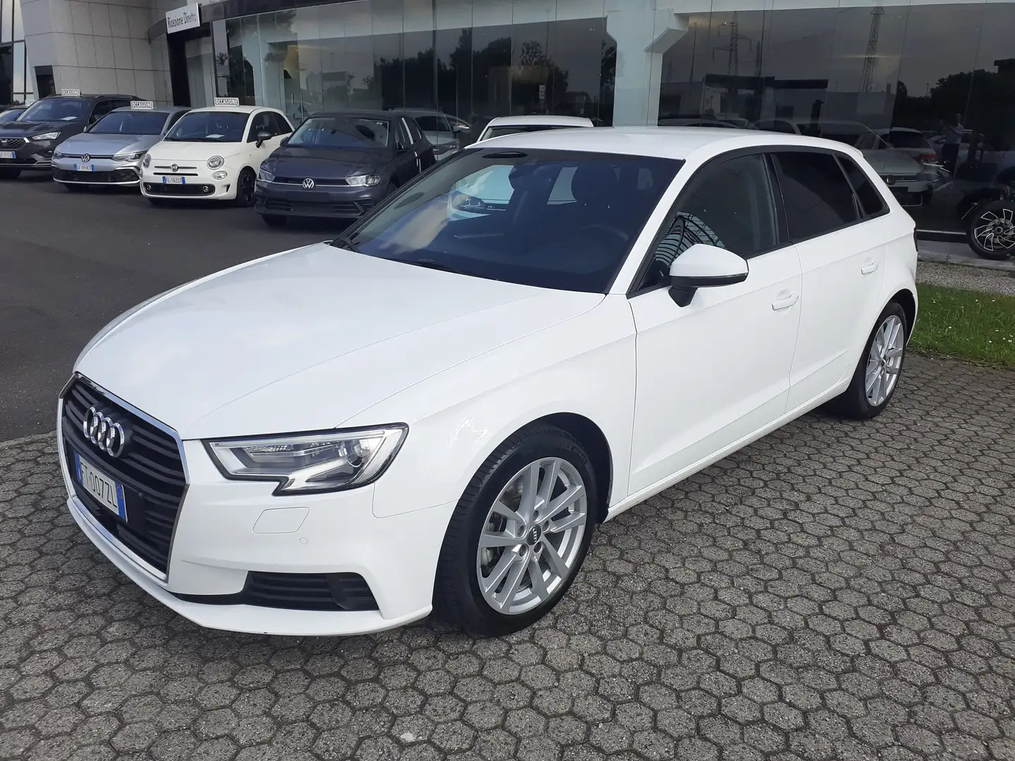 Audi A3 Sportback 40 2.0 tfsi Sport 190cv s-tronic Bianco - 1