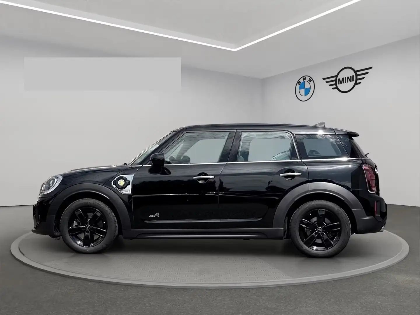 MINI Cooper Countryman Mini Countryman 1.5 Cooper SE Untamed all4 auto Zwart - 2