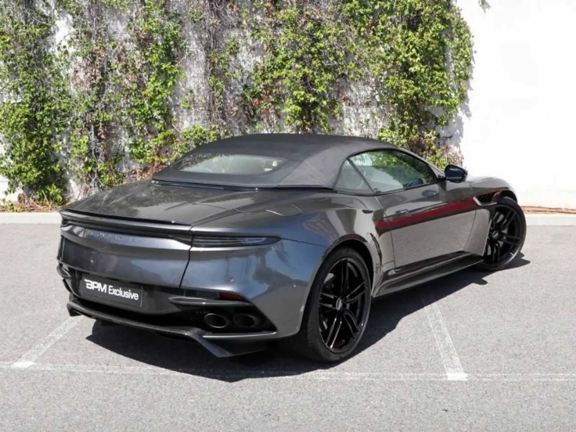 애스턴마틴 Volante V12 5.2 725ch Superleggera BVA8 2021 블랙 사진 8