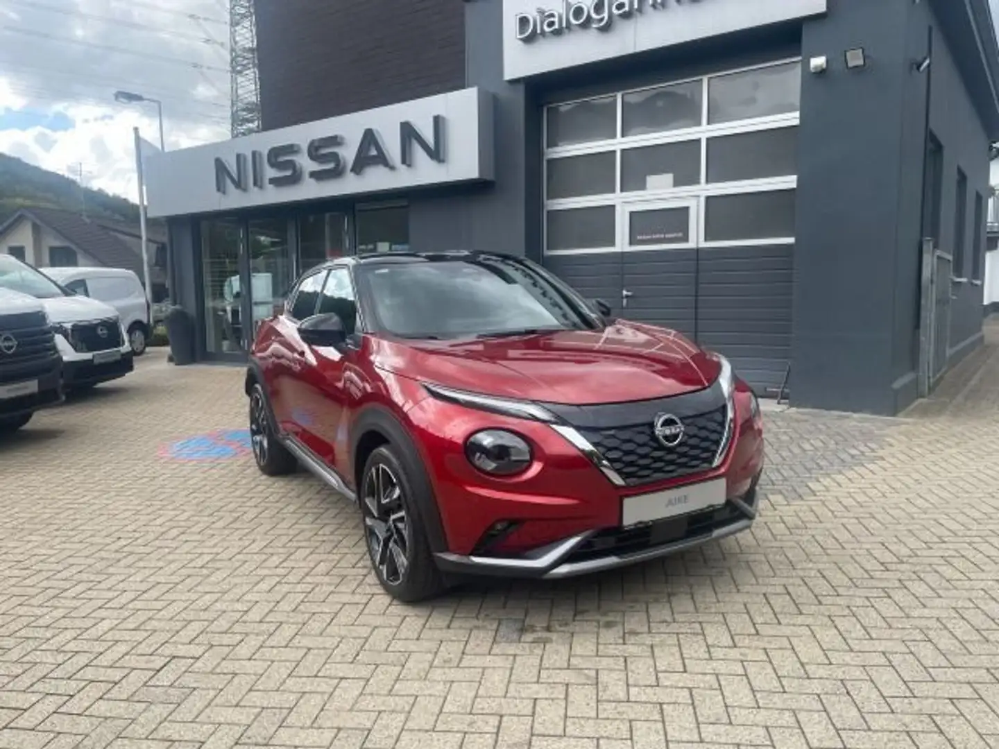Nissan Juke 1.6 Hybrid N-Design TP Bose BFS Rot - 2