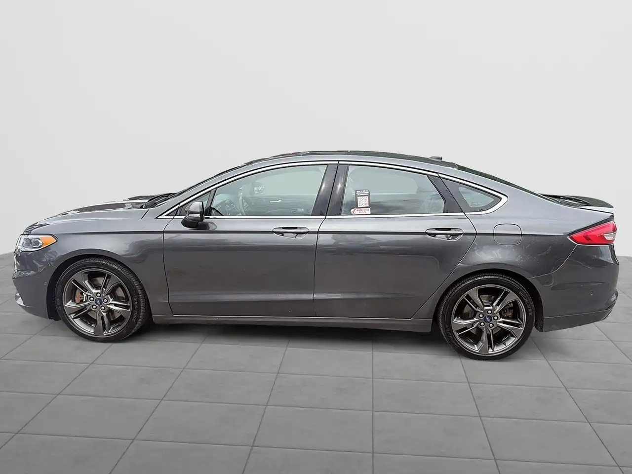 Ford Fusion снимка Ford Fusion
