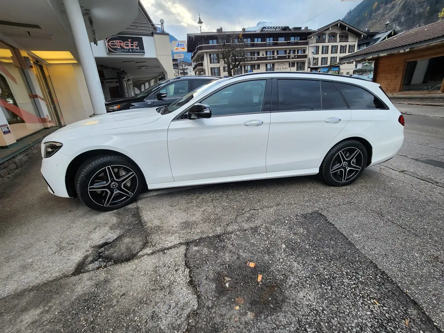 Mercedes-Benz E 300 E 300 de PHEV T 4Matic Austria Edition Aut. Weiß - 2