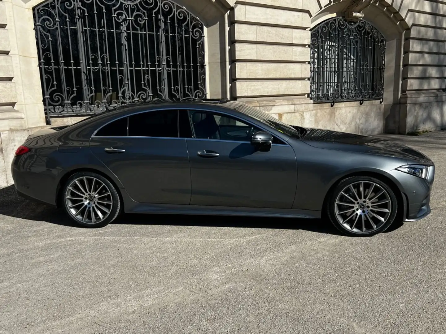 Mercedes-Benz CLS CLASSE III 400 D AMG LINE 4MATIC 22CV Grau - 2