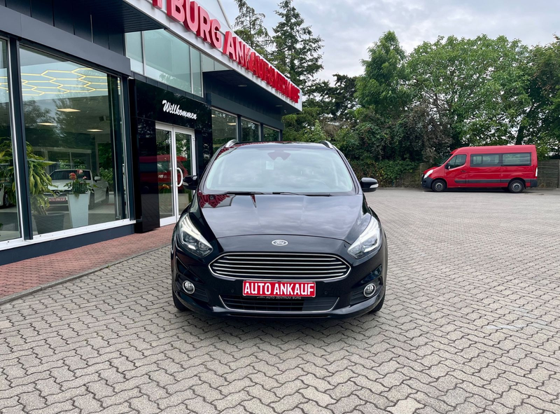 Ford S-Max S-MAX Titanium 7-Sitzer LED Navi Scheckheft — photo 3