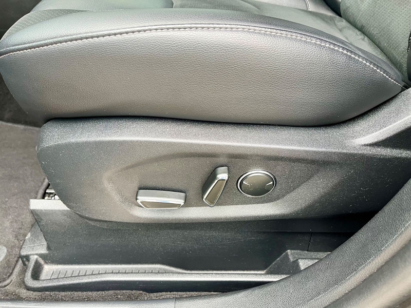 Ford S-Max S-MAX Titanium 7-Sitzer LED Navi Scheckheft — photo 15