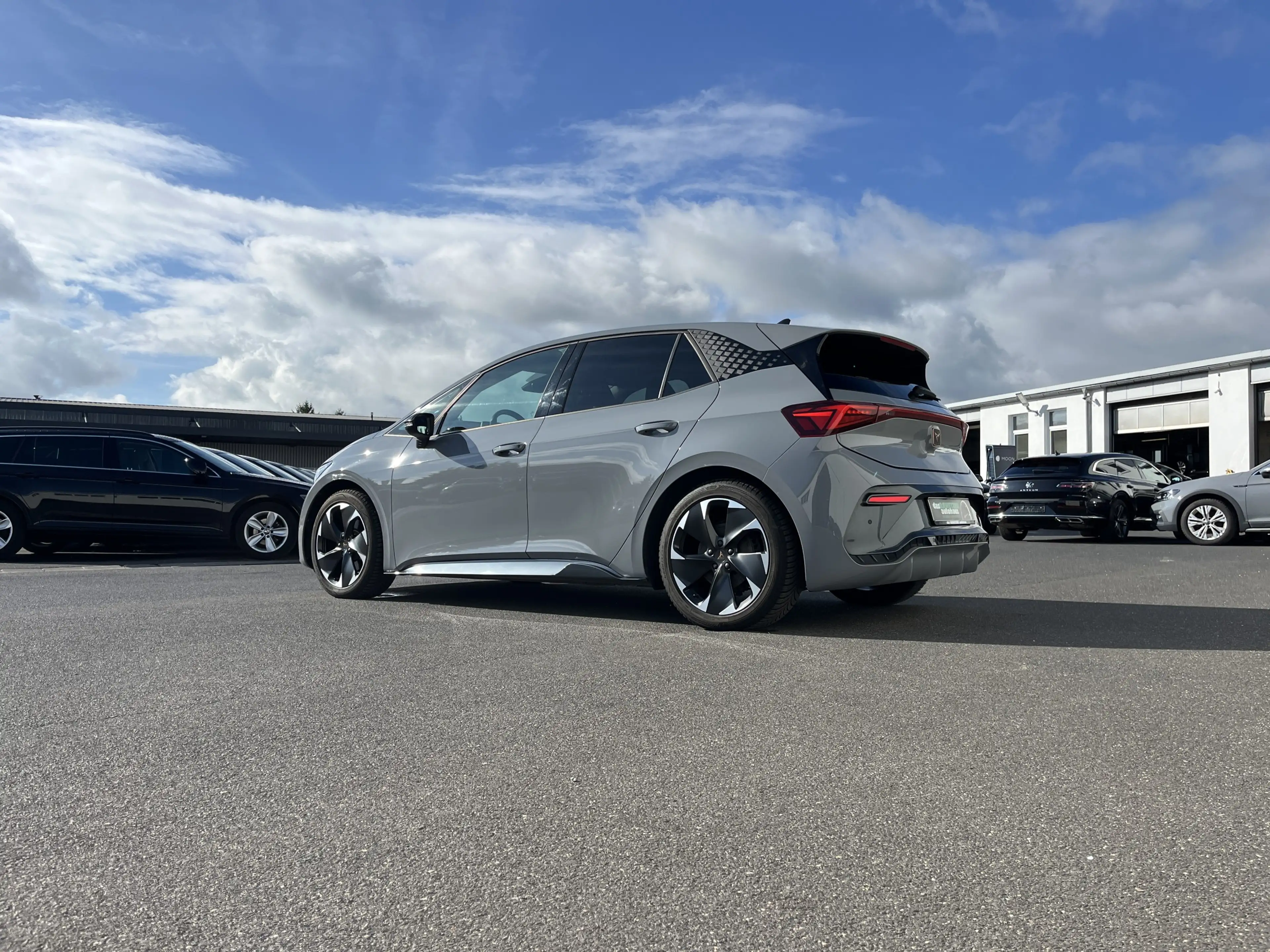 CUPRA Born 158€ m.20% Anz. 82kWh WäPu Navi ACC LR-HZG SHZ — photo 9