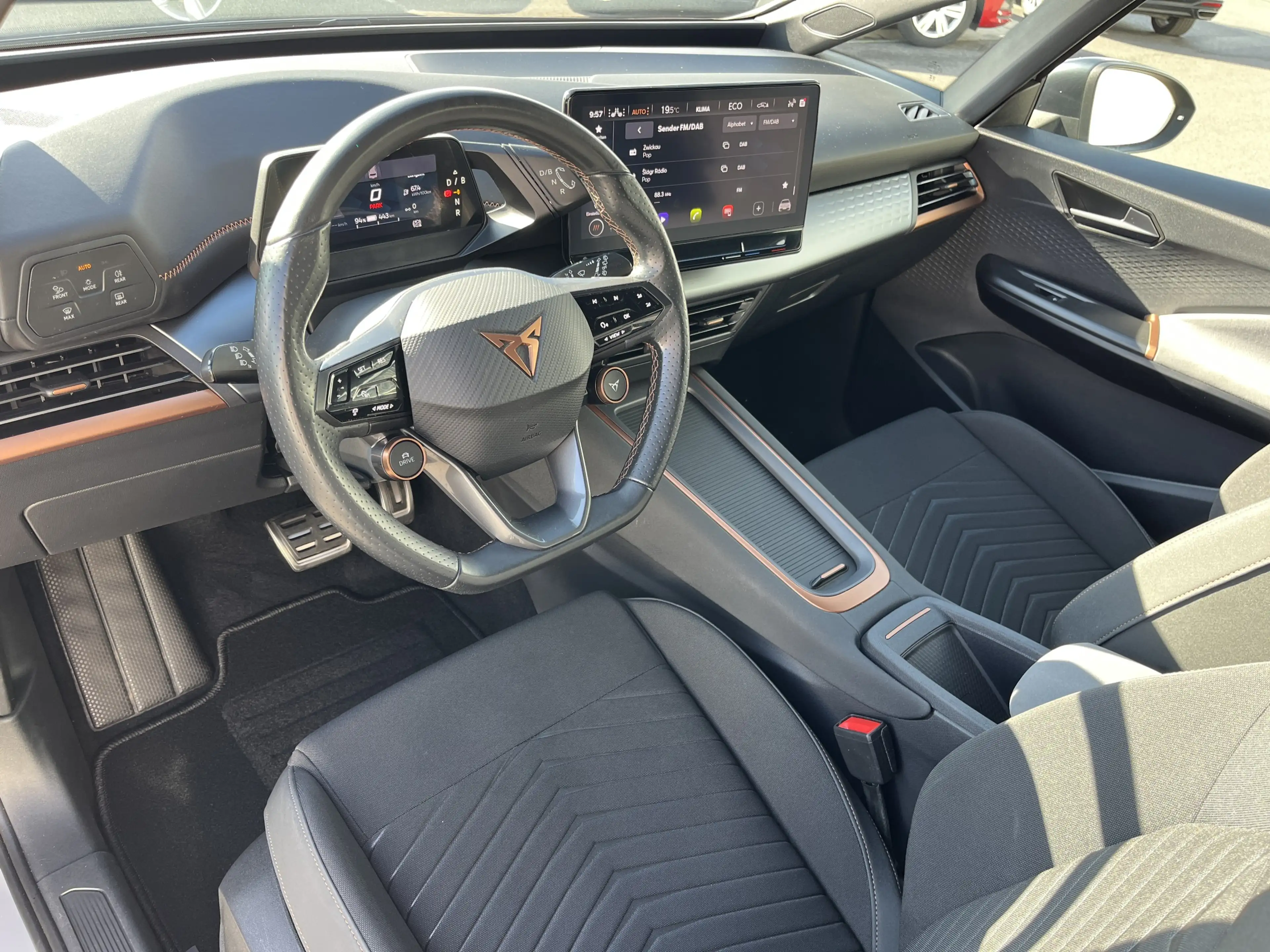 CUPRA Born 158€ m.20% Anz. 82kWh WäPu Navi ACC LR-HZG SHZ — photo 11