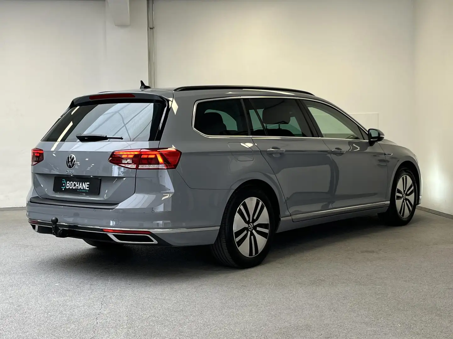 Volkswagen Passat Variant 1.4 TSI PHEV GTE Business | TREKHAAK | LEDER |  CA Grijs - 2
