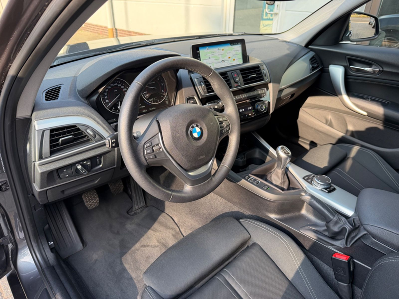 BMW 118 d xDrive Sport Line /LED/R-Kamera/ — photo 12