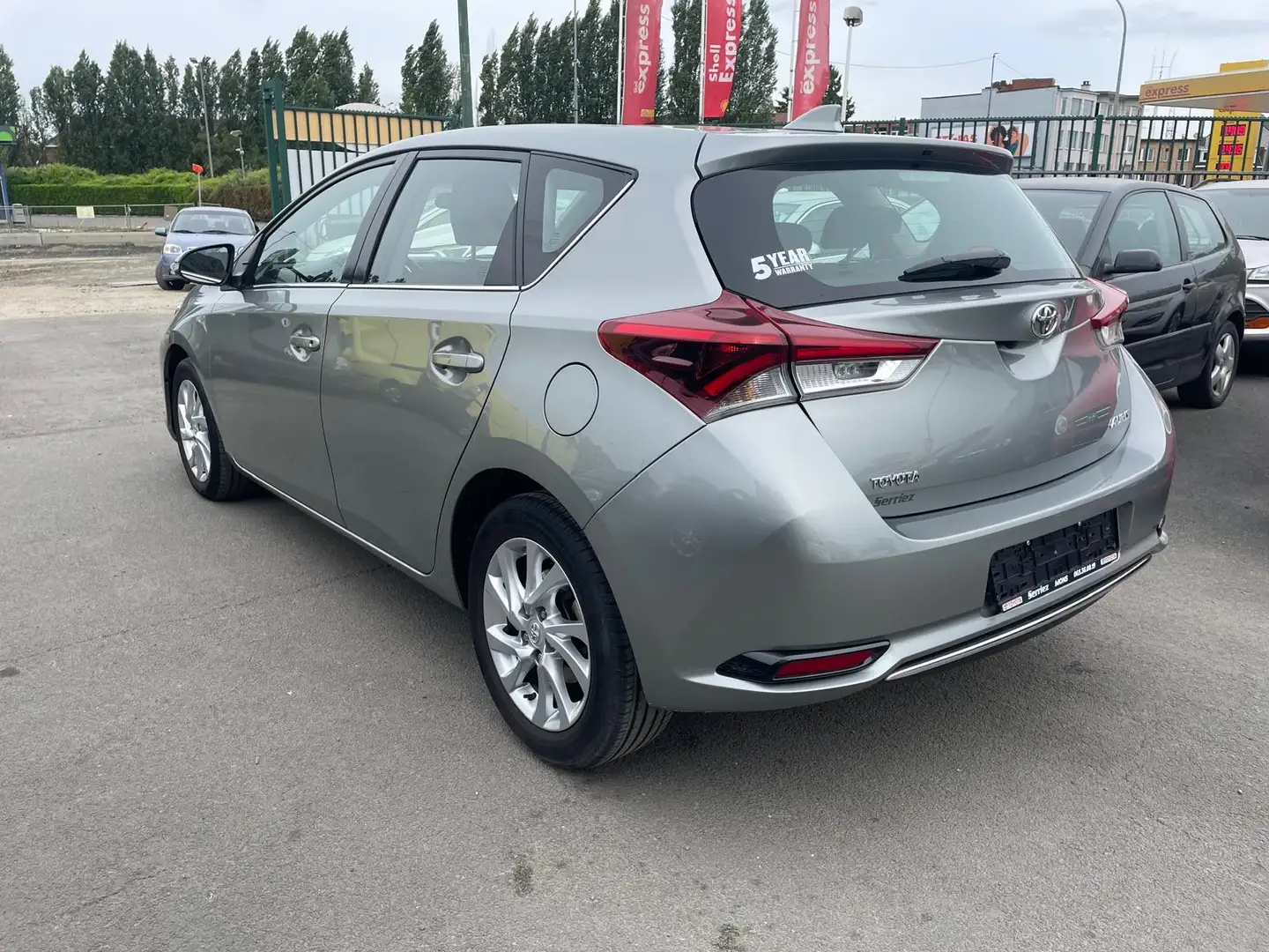 Toyota Auris 1.33 Dual-VVT-i Cool**24500km**Euro 6b** Grijs - 2