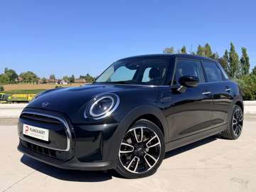 1.5iA Benzine/Automaat *Carplay/Navi/Pdc/Sfeerverlichting...*