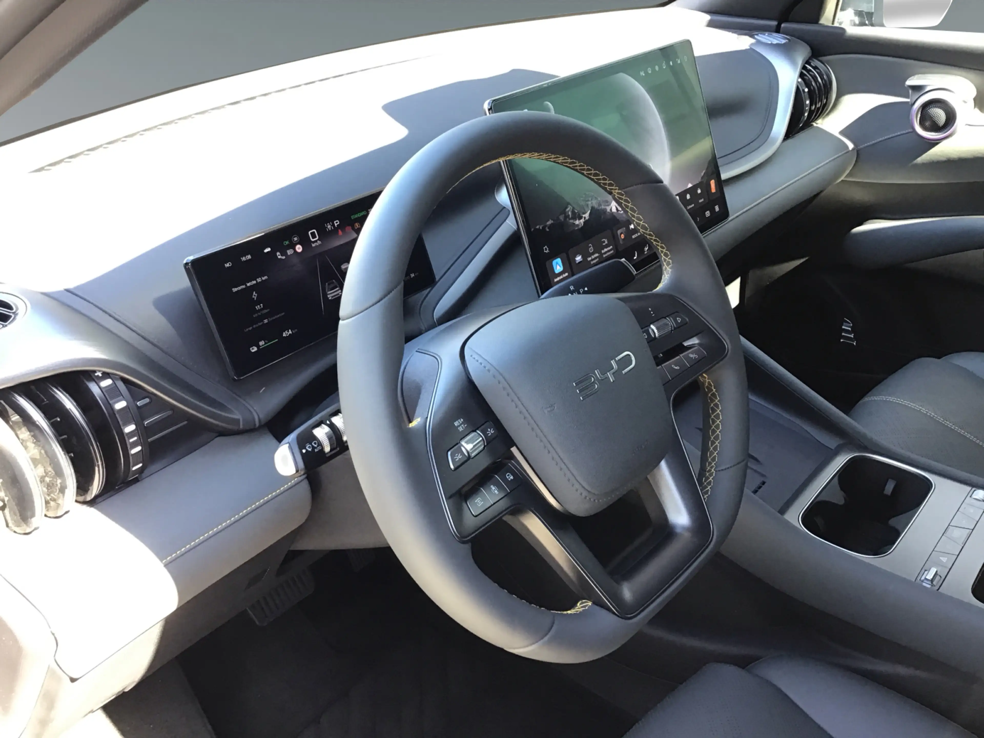 BYD Atto 3 ATTO 3 EVO Design — photo 9