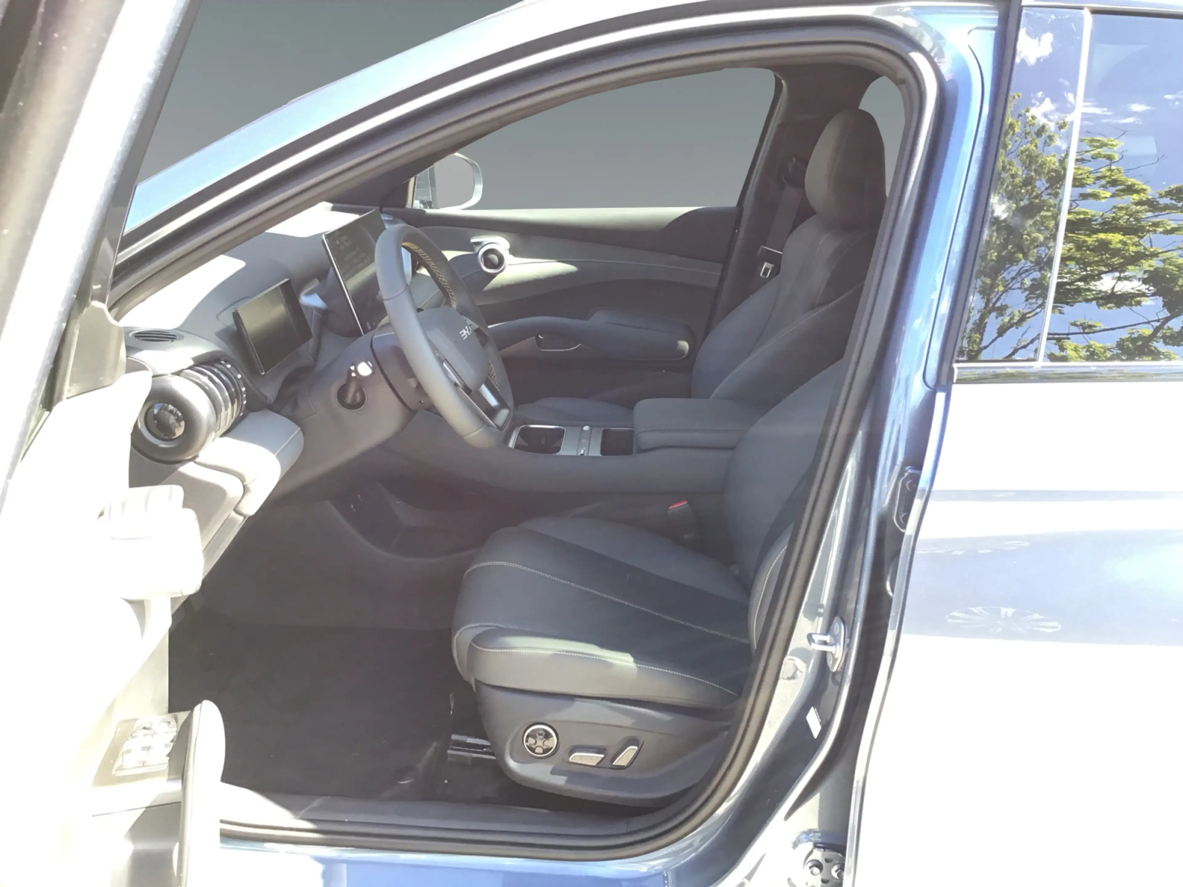 BYD Atto 3 ATTO 3 EVO Design — photo 8