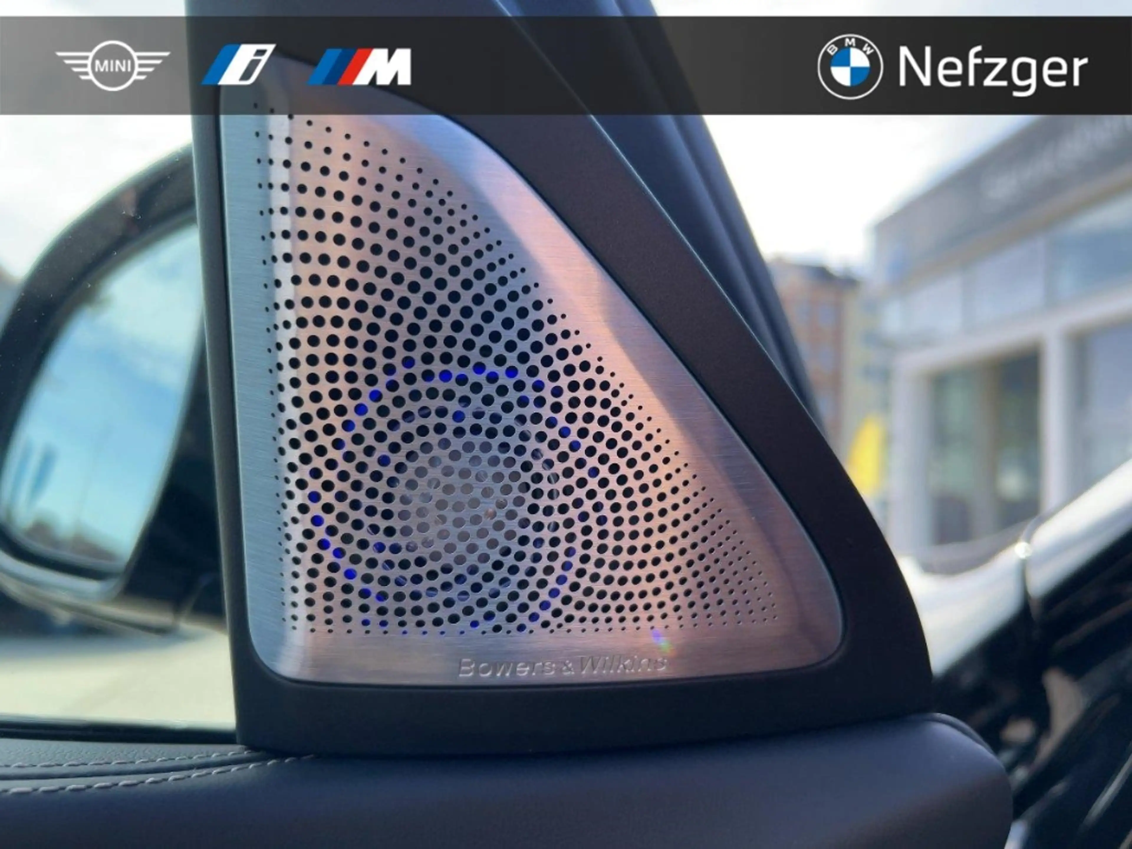BMW X6 M60i M Paket Pro LED Pano B&W Massage Komfort — photo 14