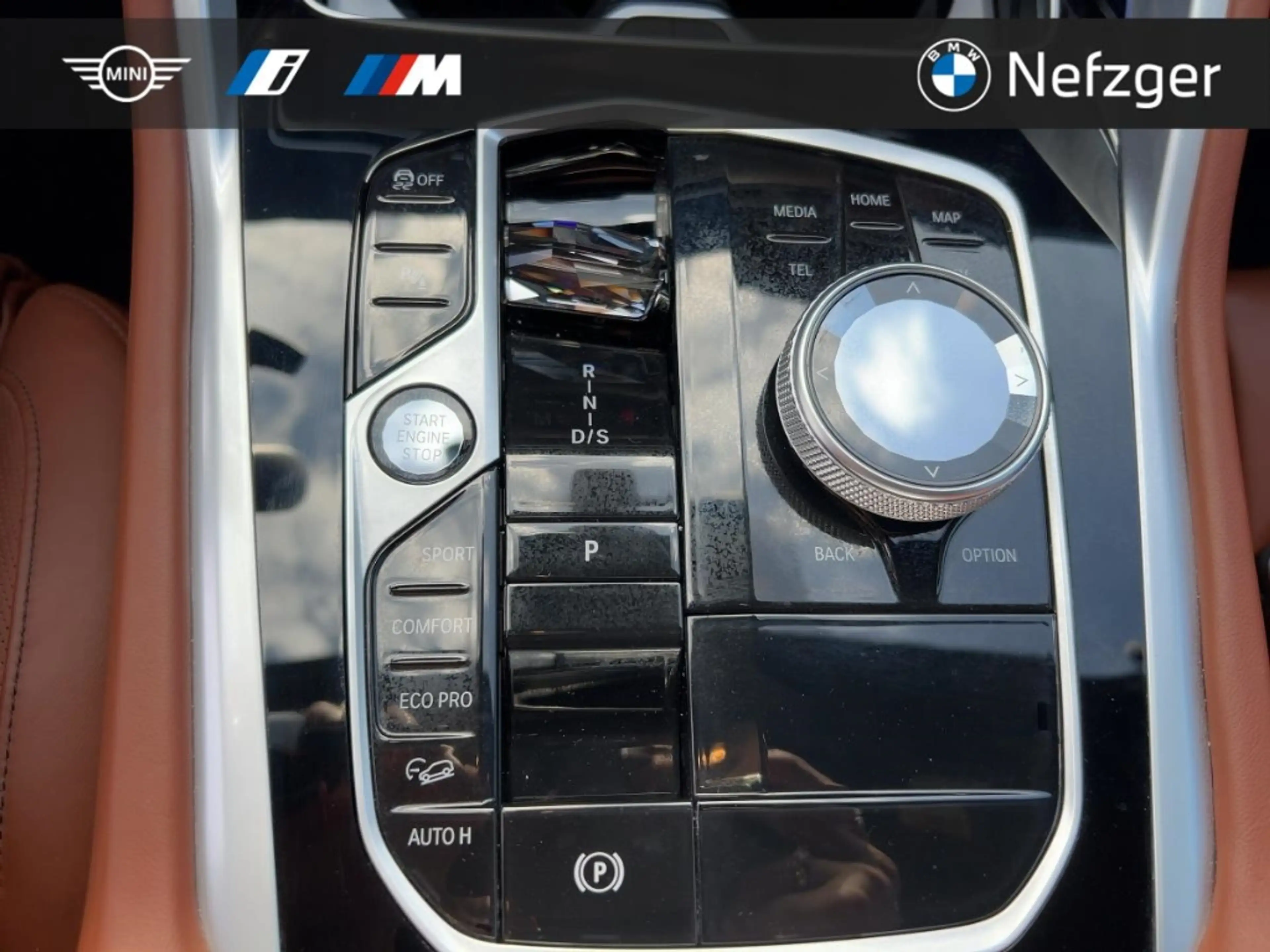 BMW X6 M60i M Paket Pro LED Pano B&W Massage Komfort — photo 12