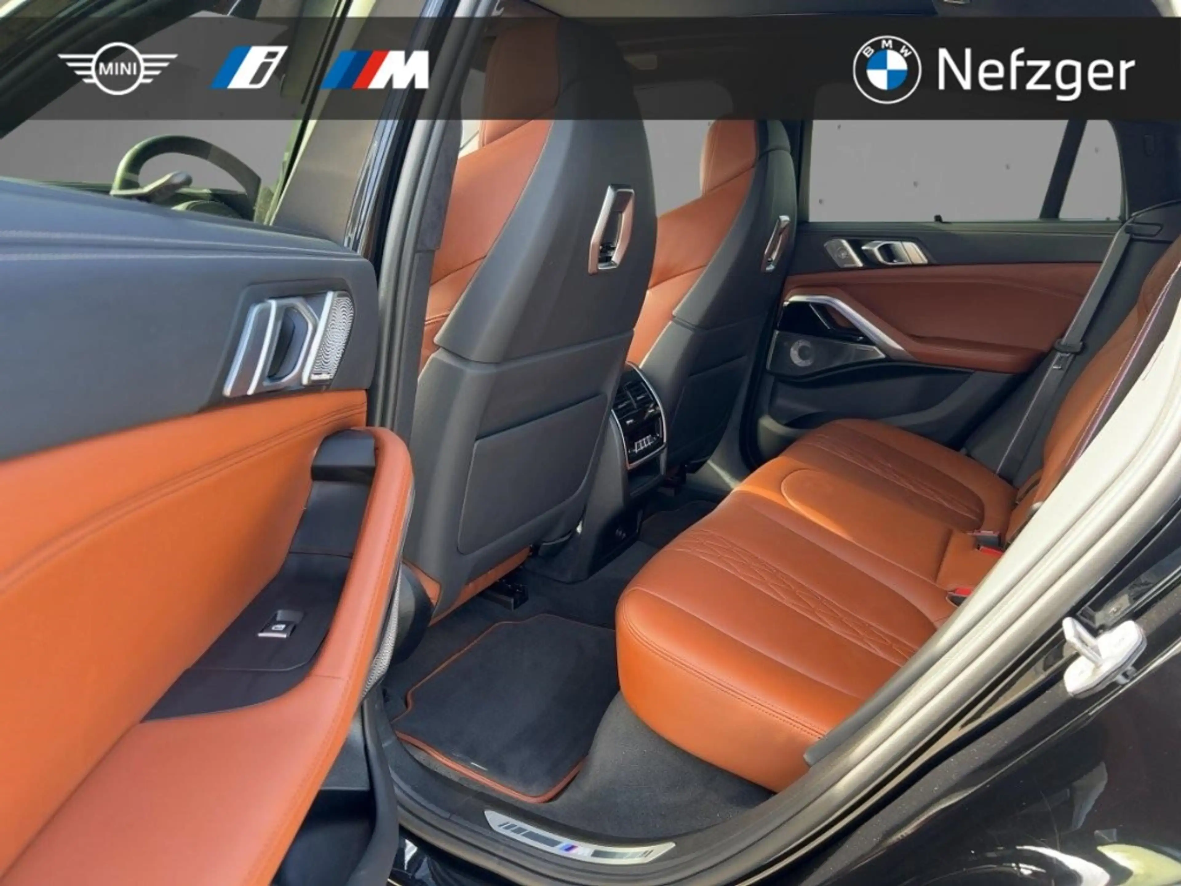 BMW X6 M60i M Paket Pro LED Pano B&W Massage Komfort — photo 9