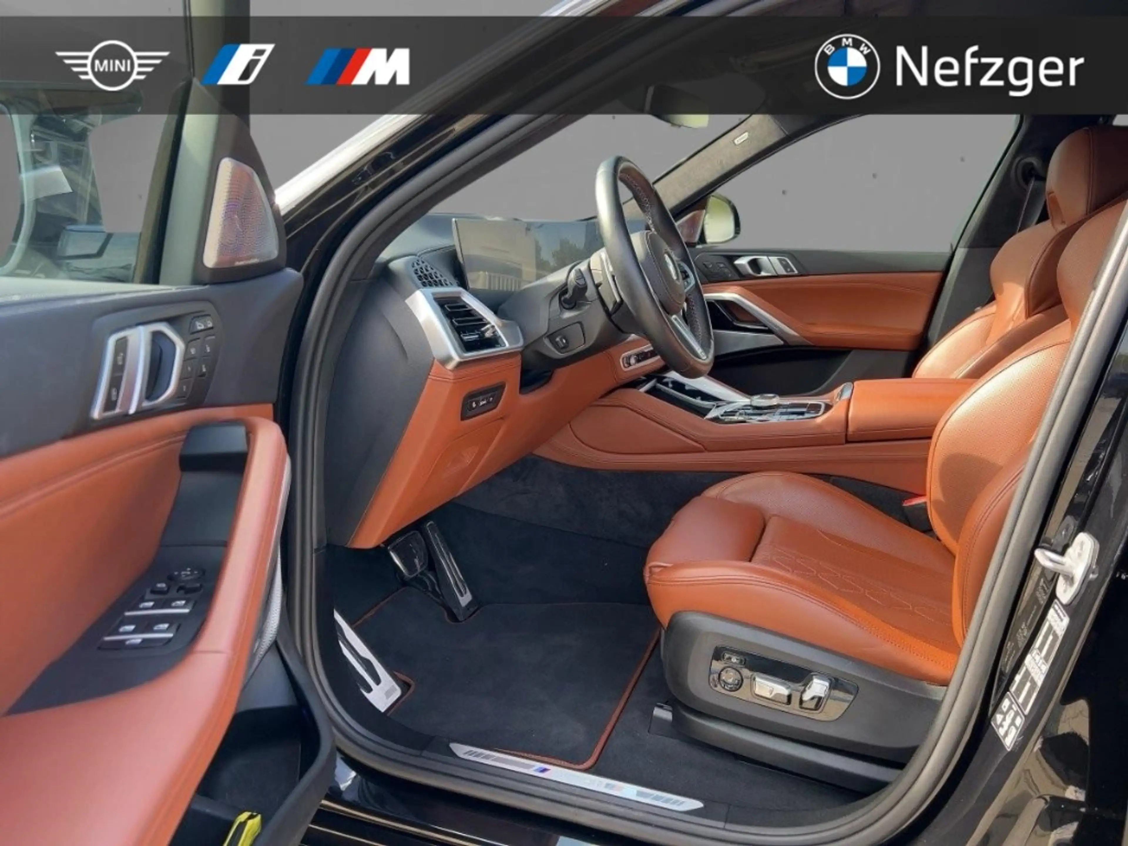 BMW X6 M60i M Paket Pro LED Pano B&W Massage Komfort — photo 8
