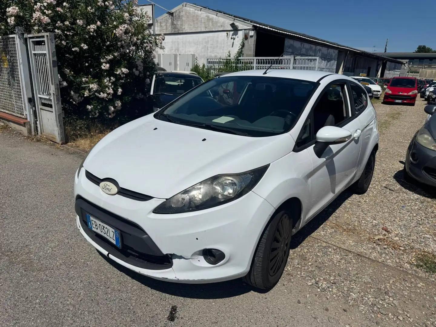 Ford Fiesta Fiesta VI 2008 3p 1.4 16v Titanium Gpl Wit - 2