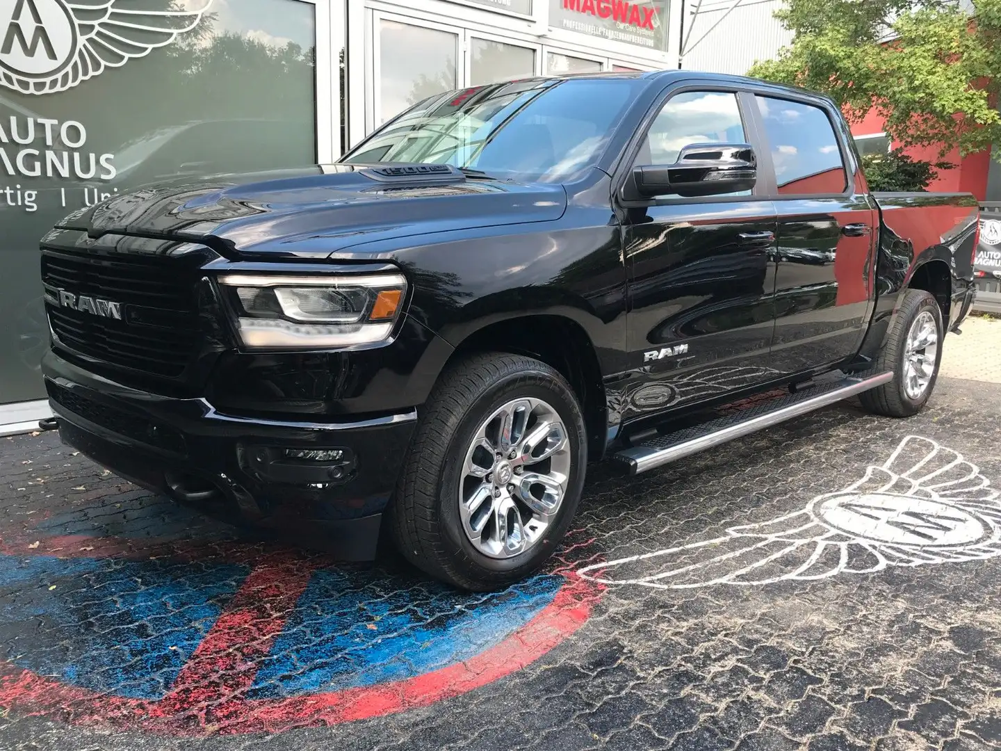 Dodge RAM 1500 Laramie Sport *LPG*AHK*Navi*MY23 Noir - 1