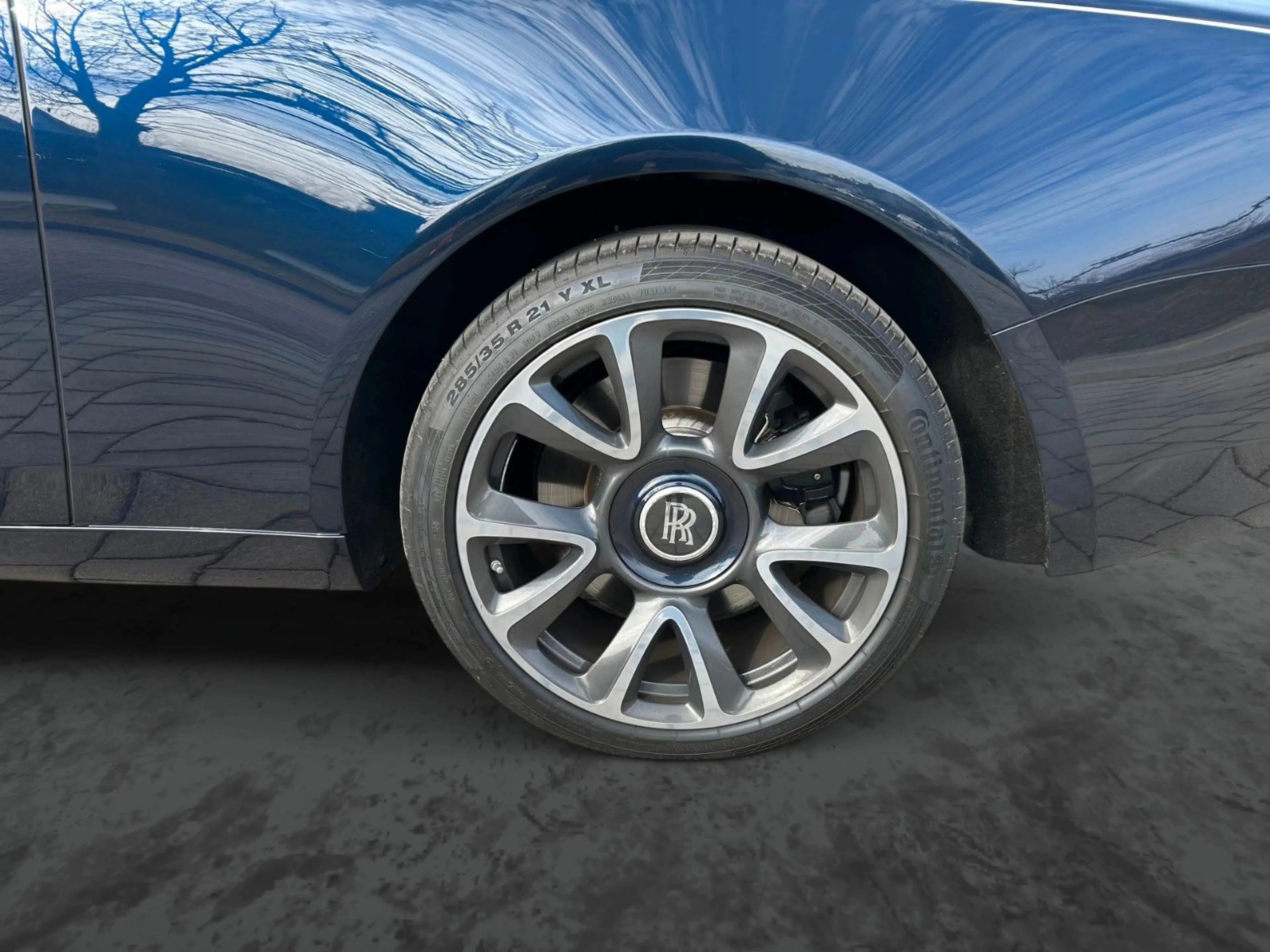 Rolls-Royce Wraith — photo 14