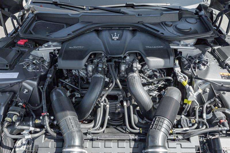 2024 Maserati GranTurismo Trofeo — снимка 1