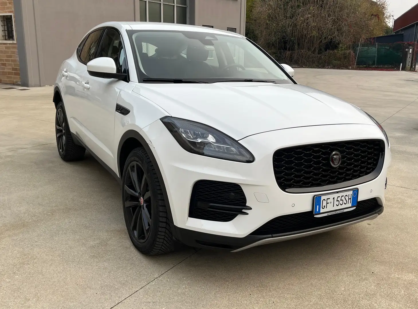 Jaguar E-Pace 2.0d i4 mhev R-Dynamic HSE awd 163cv auto - 1