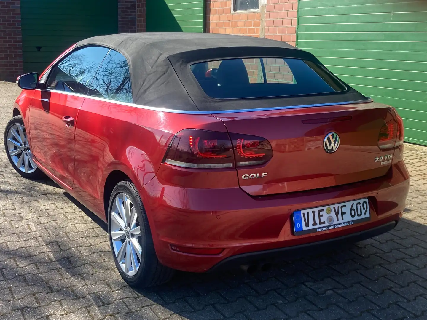 Volkswagen Golf Cabriolet Golf Cabrio 2.0 TDI BlueMotion Technology DSG Excl Roşu - 2