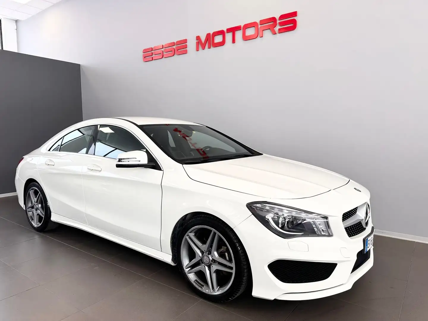 Mercedes-Benz CLA 200 BENZINA PREMIUMG AMG-LED-RETROCAMERA-STUPENDA !!! Blanc - 1