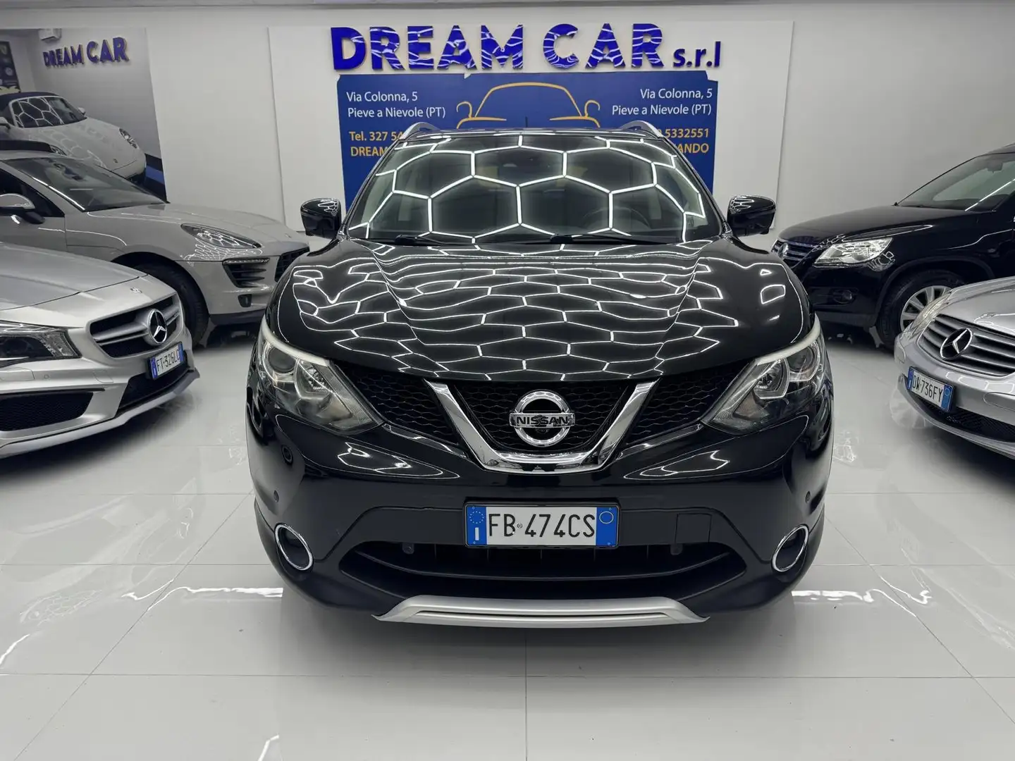 Nissan Qashqai Qashqai II 2015 1.5 dci Tekna 110cv E6 Negro - 2