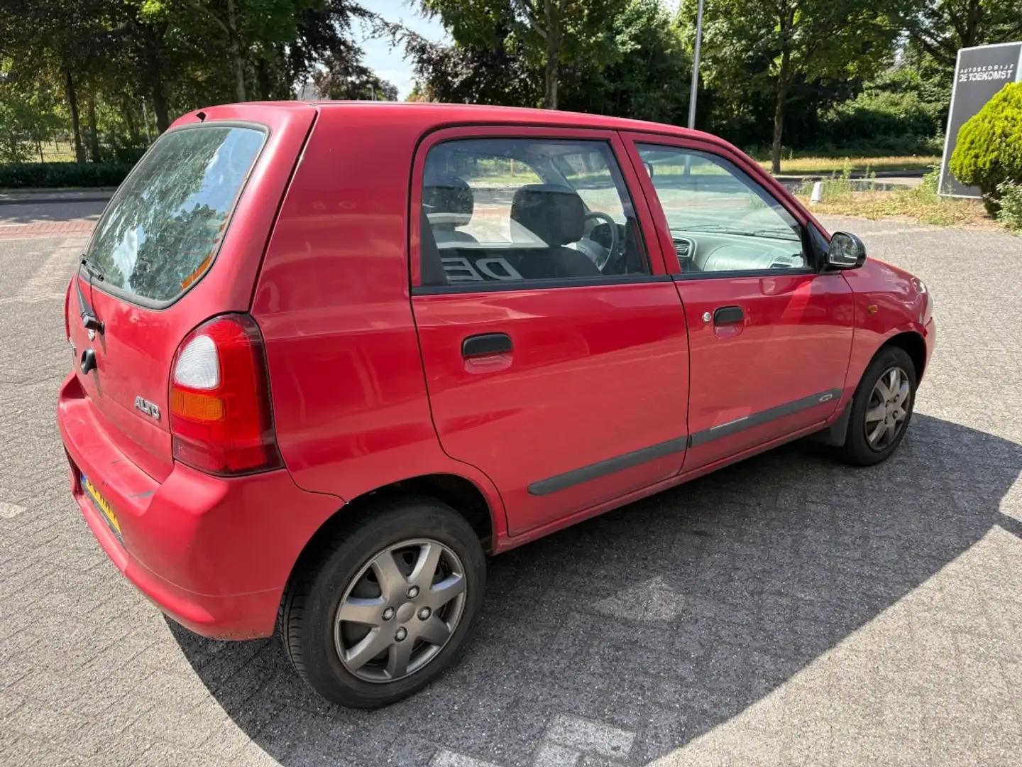 Suzuki Alto apk 11-11-25 stuurbekr. CV Elec ramen radio Handel Красный - 2