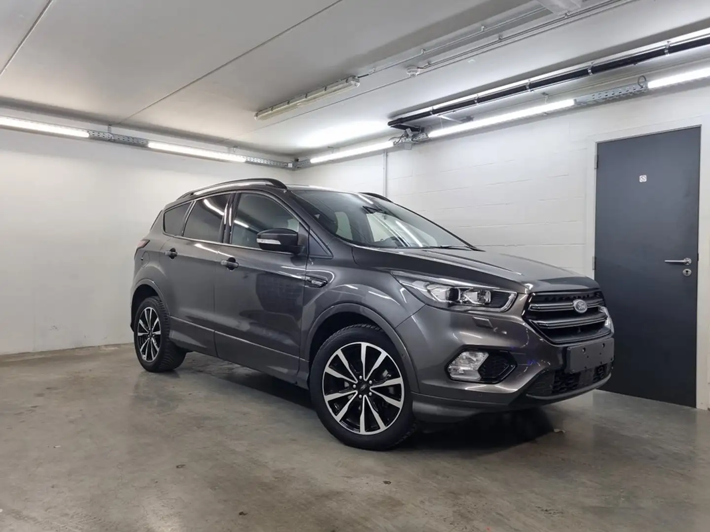 Ford Kuga EcoBoost ST-Line - 76990km - Garantie Szürke - 2