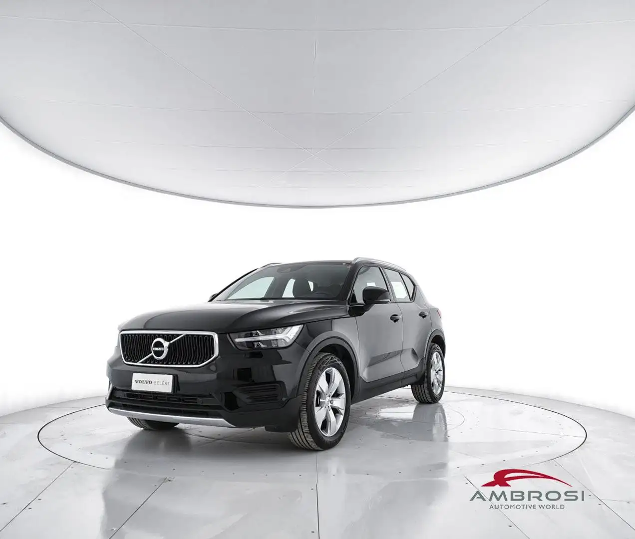 Volvo XC40 T3 Geartronic Momentum Schwarz - 1