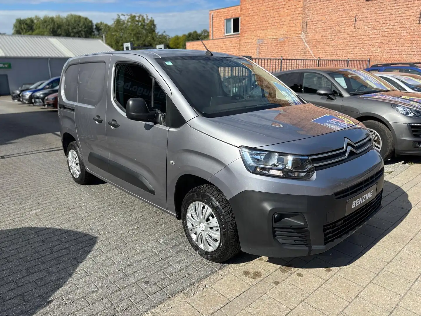 Citroen Berlingo 1.2 Puretech AIRCO NAVI CRUISE TREKHAAK Grijs - 2