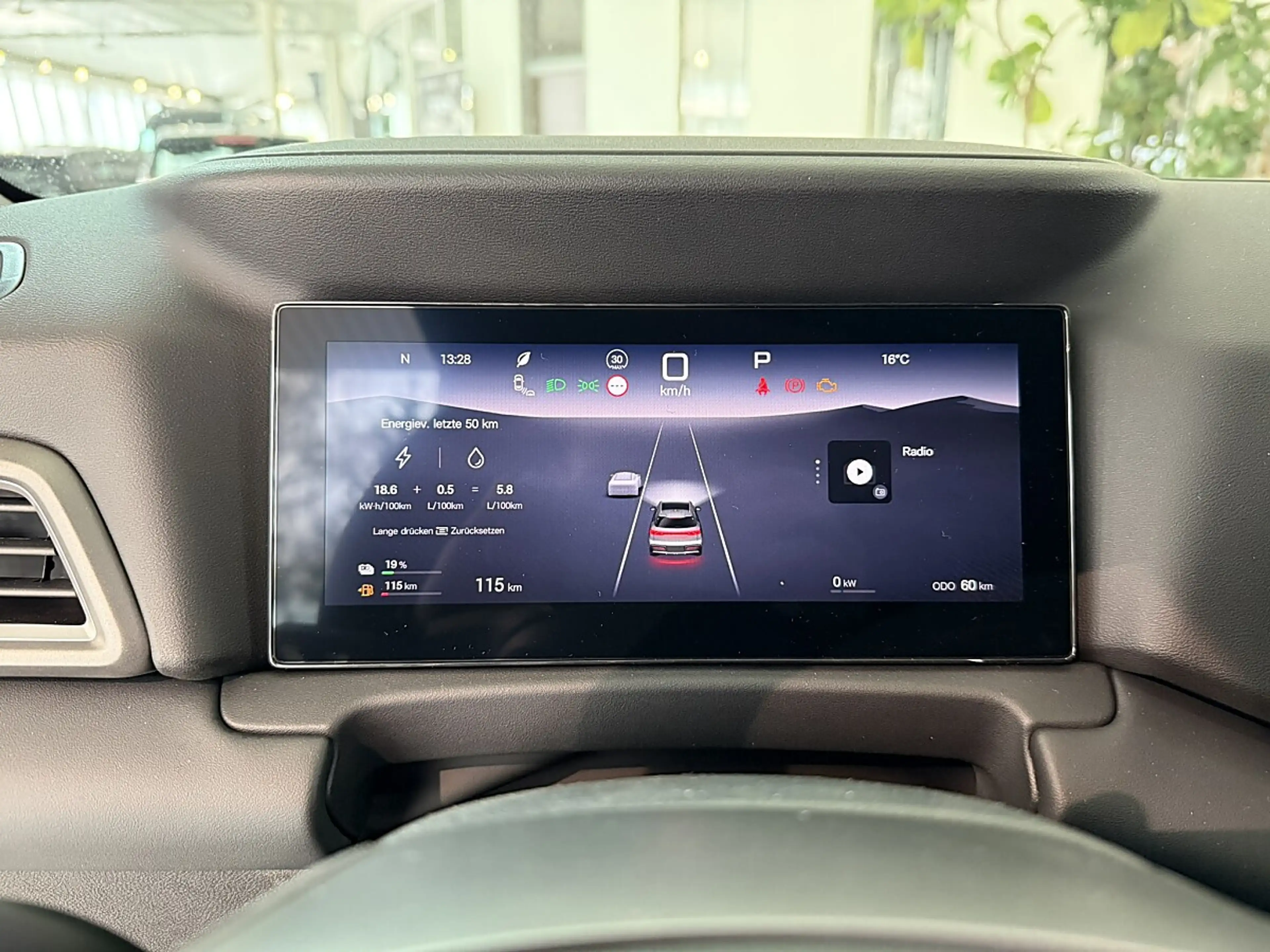 BYD Atto 2 Atto2 DM-i PHEV 18kWh Boost Österreich Paket — photo 13