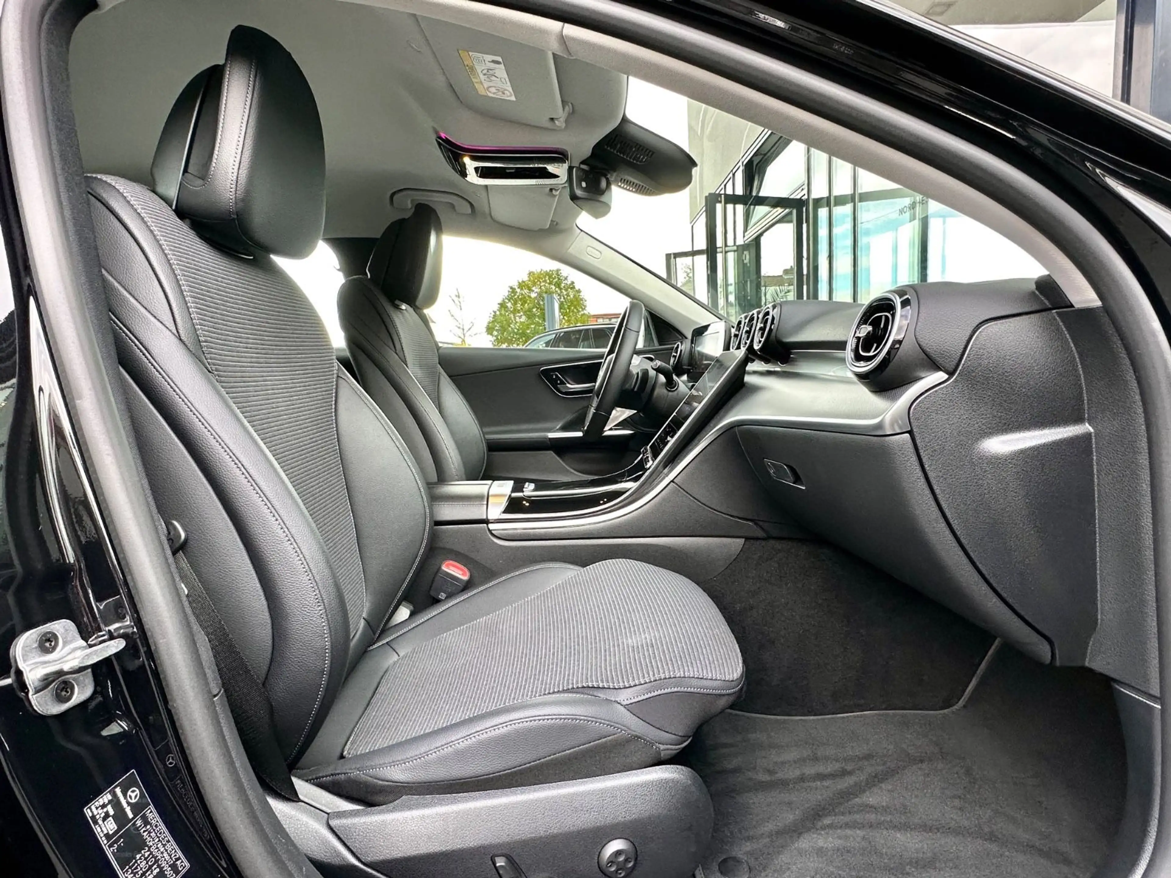 Mercedes-Benz C 220 T d 4Matic Avantgarde | LED | Kamera — photo 14