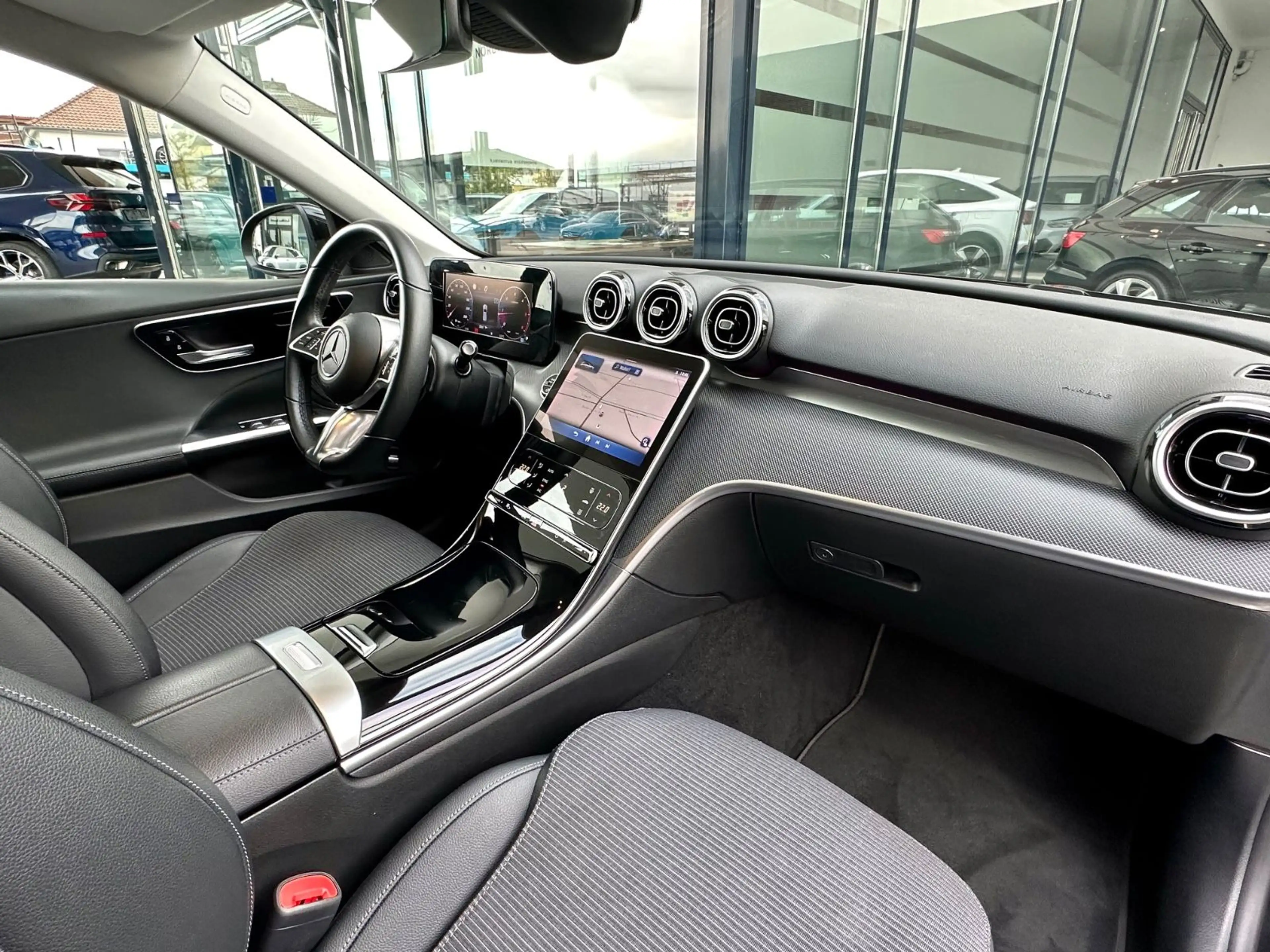 Mercedes-Benz C 220 T d 4Matic Avantgarde | LED | Kamera — photo 13