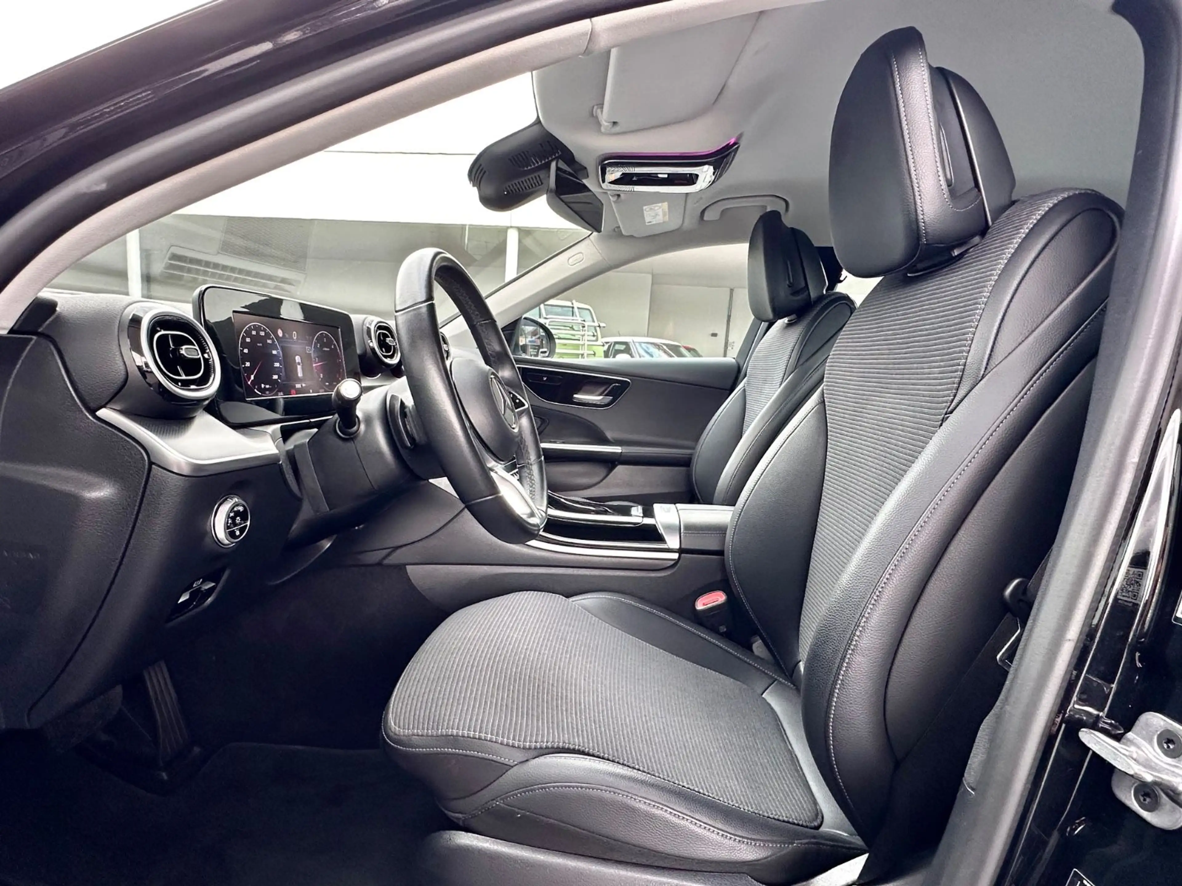 Mercedes-Benz C 220 T d 4Matic Avantgarde | LED | Kamera — photo 10