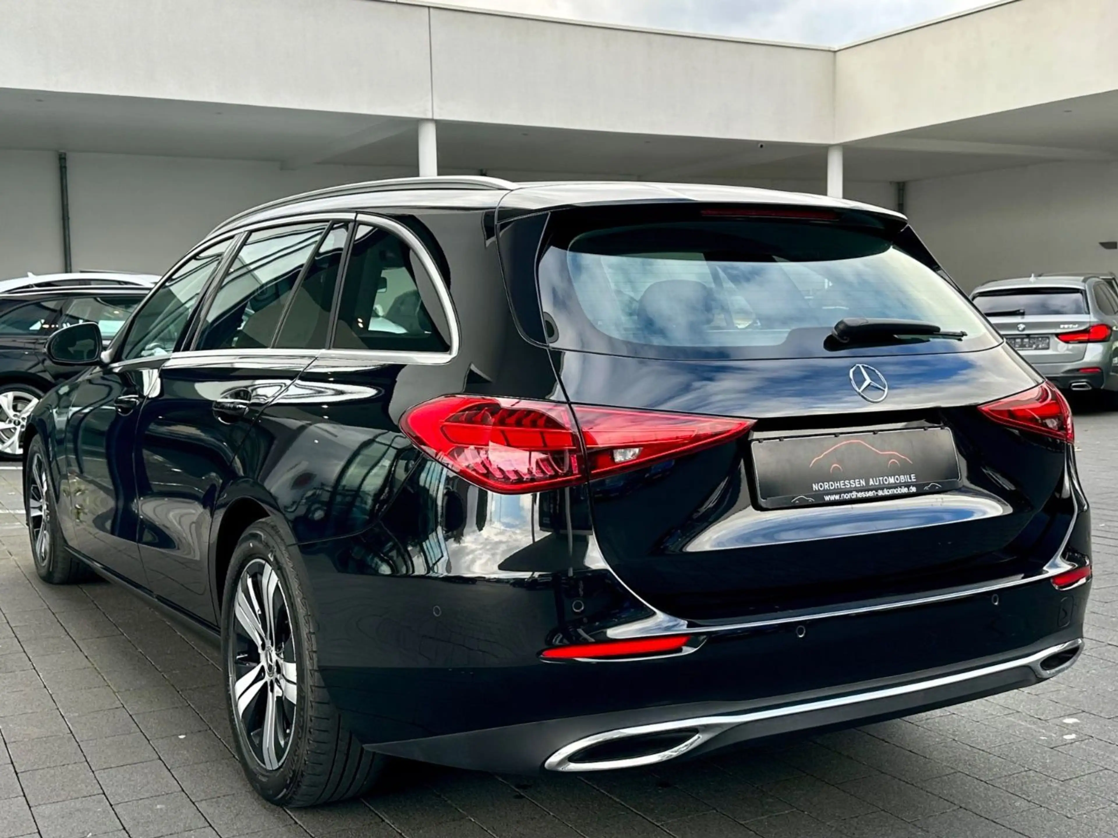 Mercedes-Benz C 220 T d 4Matic Avantgarde | LED | Kamera — photo 3