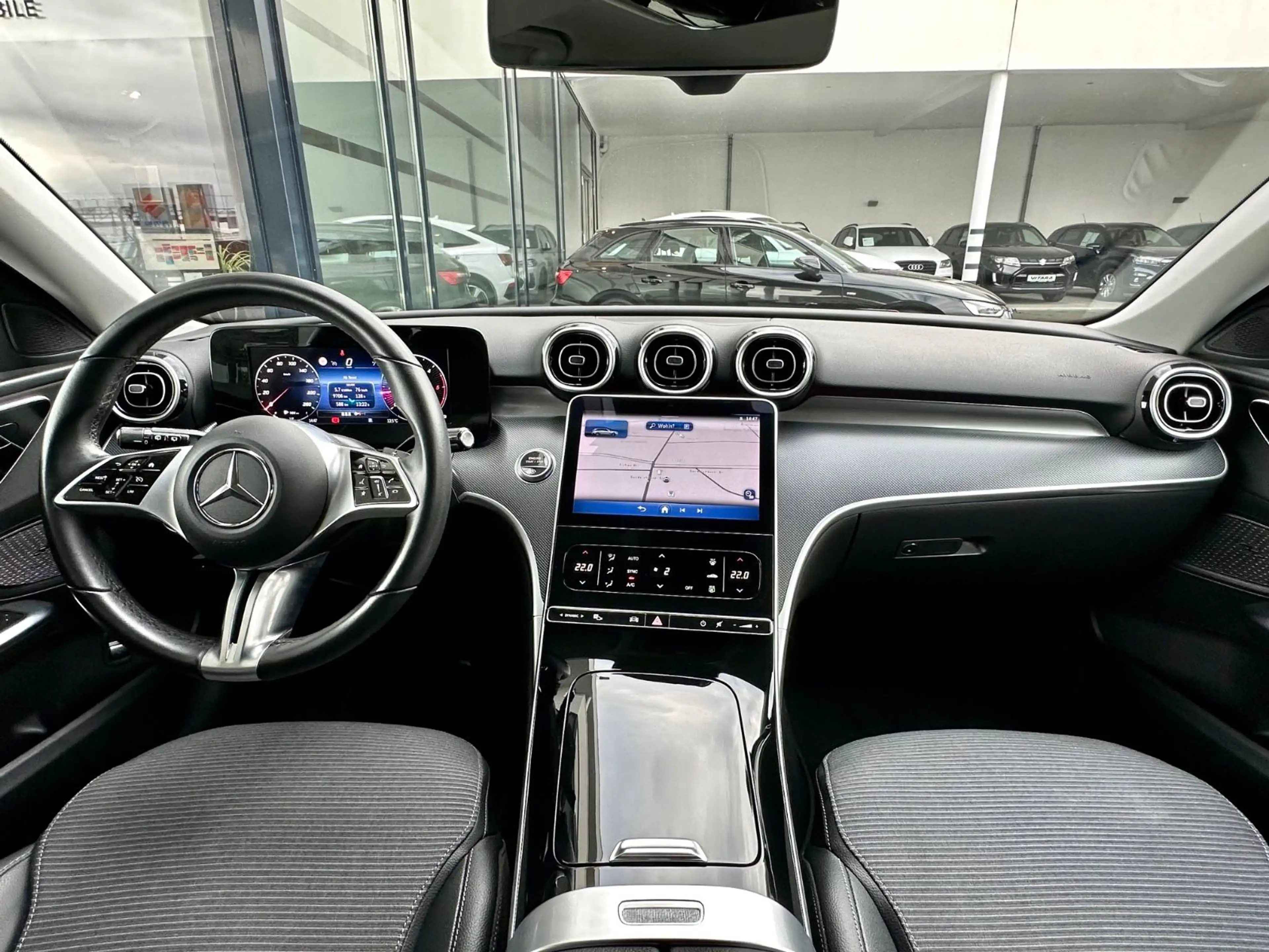 Mercedes-Benz C 220 T d 4Matic Avantgarde | LED | Kamera — photo 12