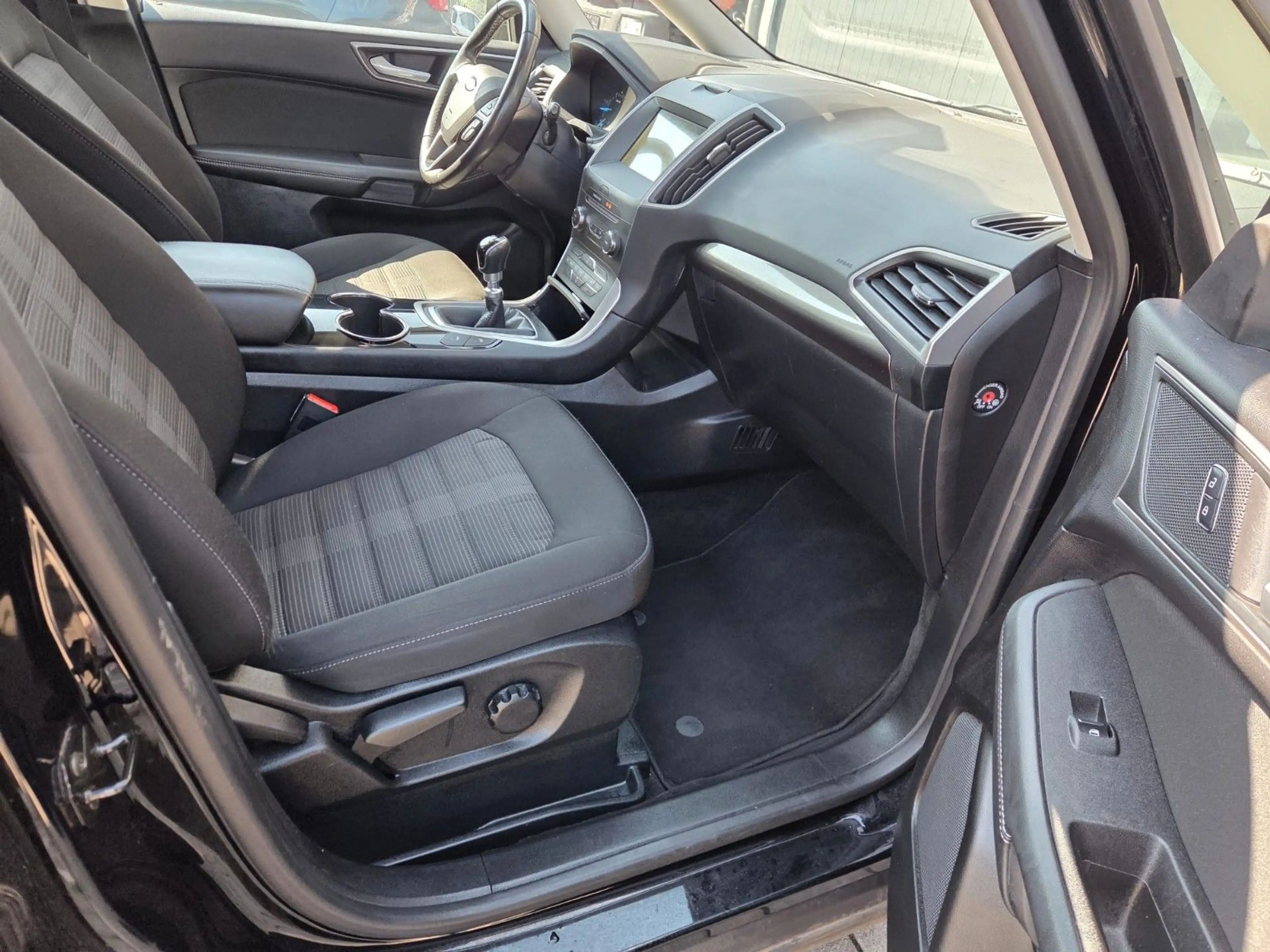 Ford Galaxy Business 1.5/ 7 SITZER/6 GANG/KLIMAATM — photo 14