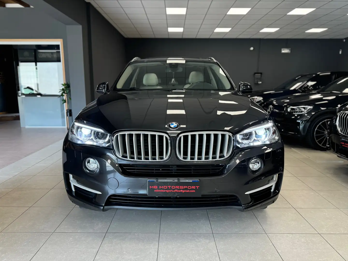 BMW X5 xdrive40e Luxury auto full Optional Grigio - 2