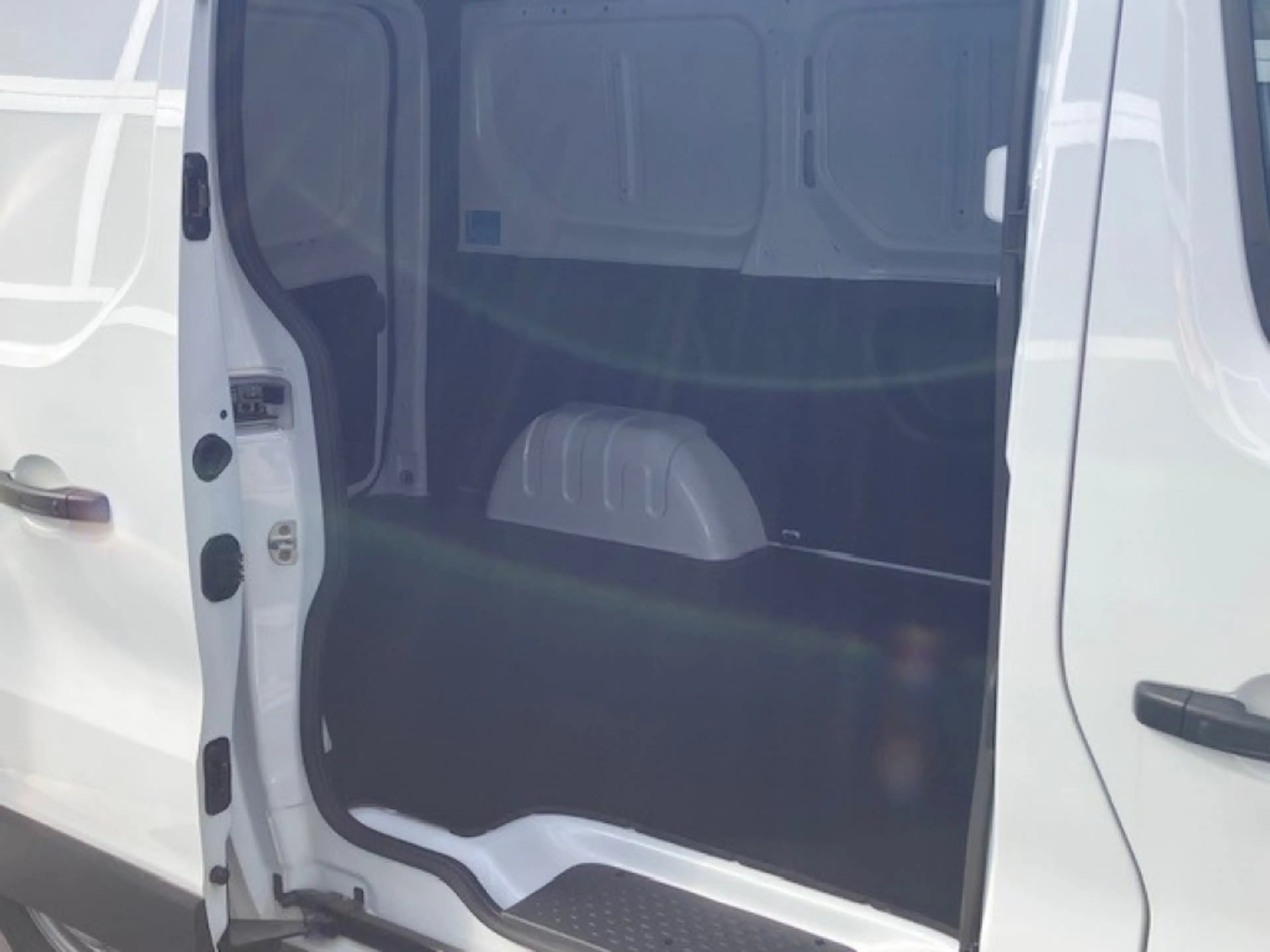 Renault Trafic 2.0 D 110pk  L1H1 - Navi/apple carplay/android aut — photo 10
