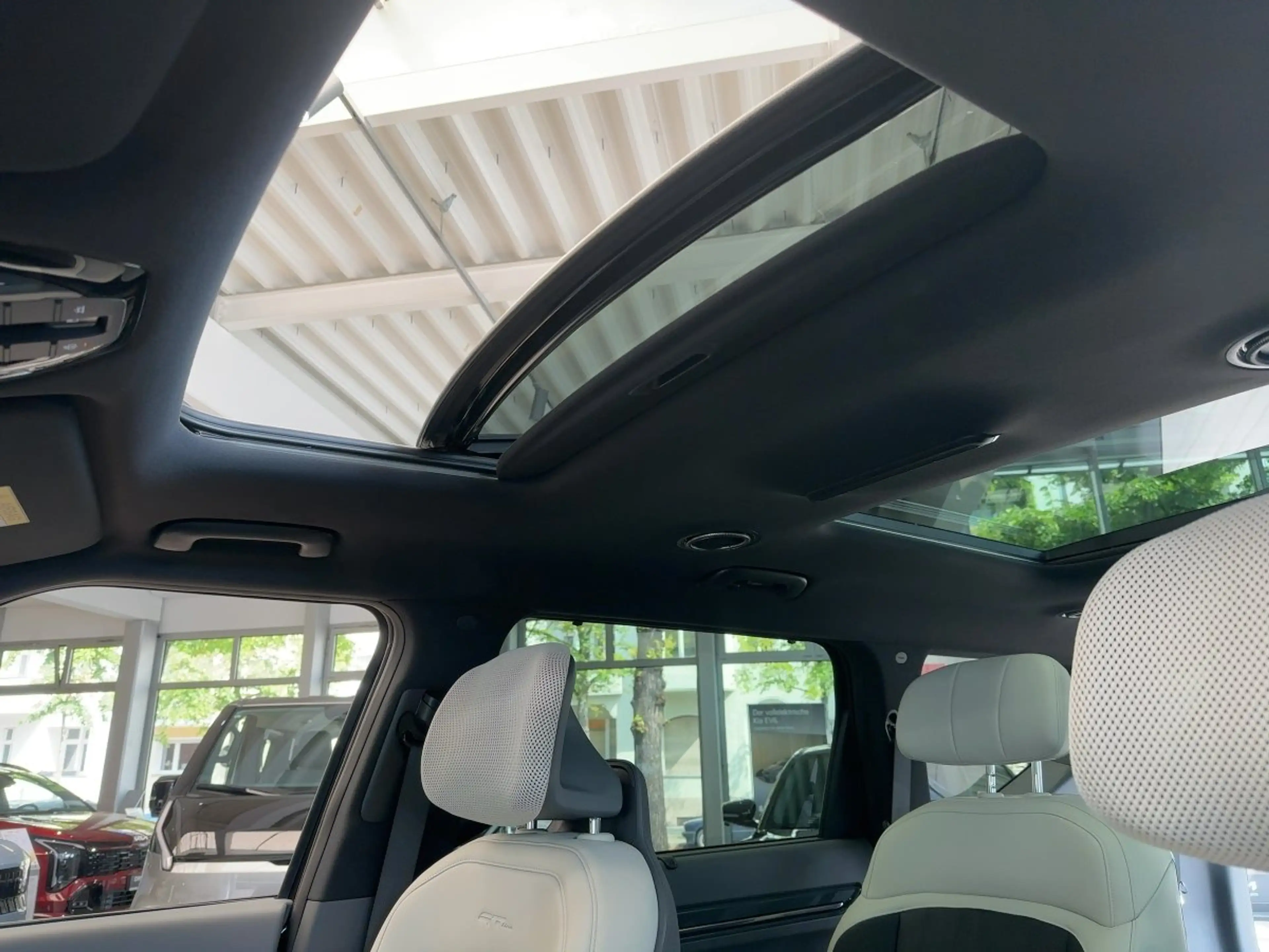 Kia EV9 GT-Line AWD LED+Glasdach+360°Kamera+Navi — photo 15