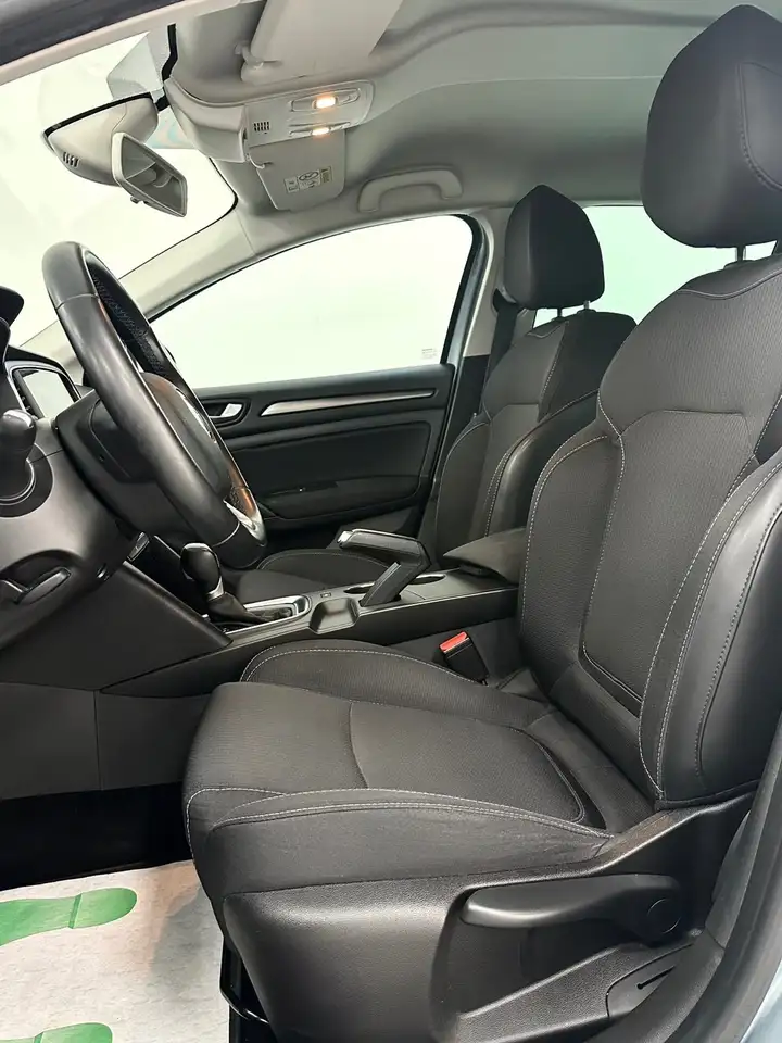 Renault Megane SW 1.33 TCe AUTOMATIQUE GARANTIE 12 MOIS GPS BLUETOOTH LED REGULATEUR DE VITESSE ATTACHE, миниатюра 6