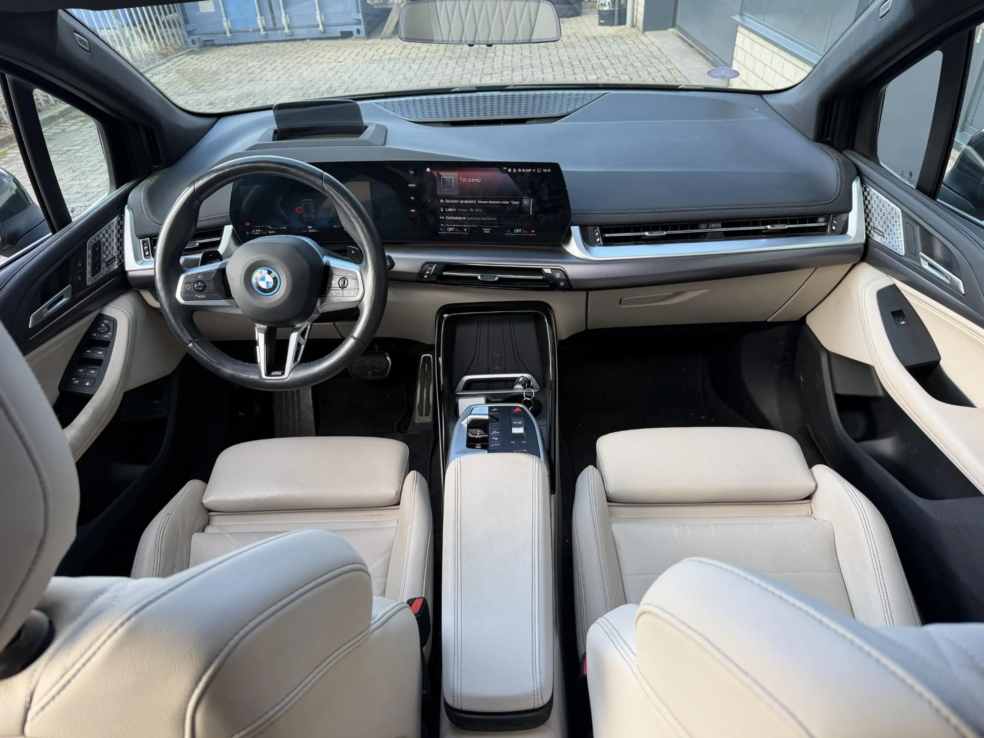BMW 230 2-serie Active Tourer 230e xDrive M Sport 18"/Pano — photo 3